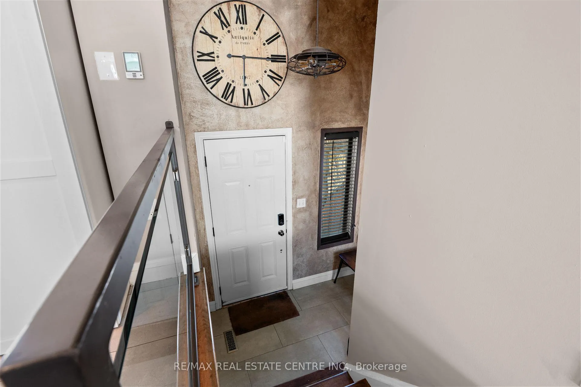 Photo 4 of Unit 10, 1570 Reeves Gate, Oakville, Glen Abbey — HOMEH