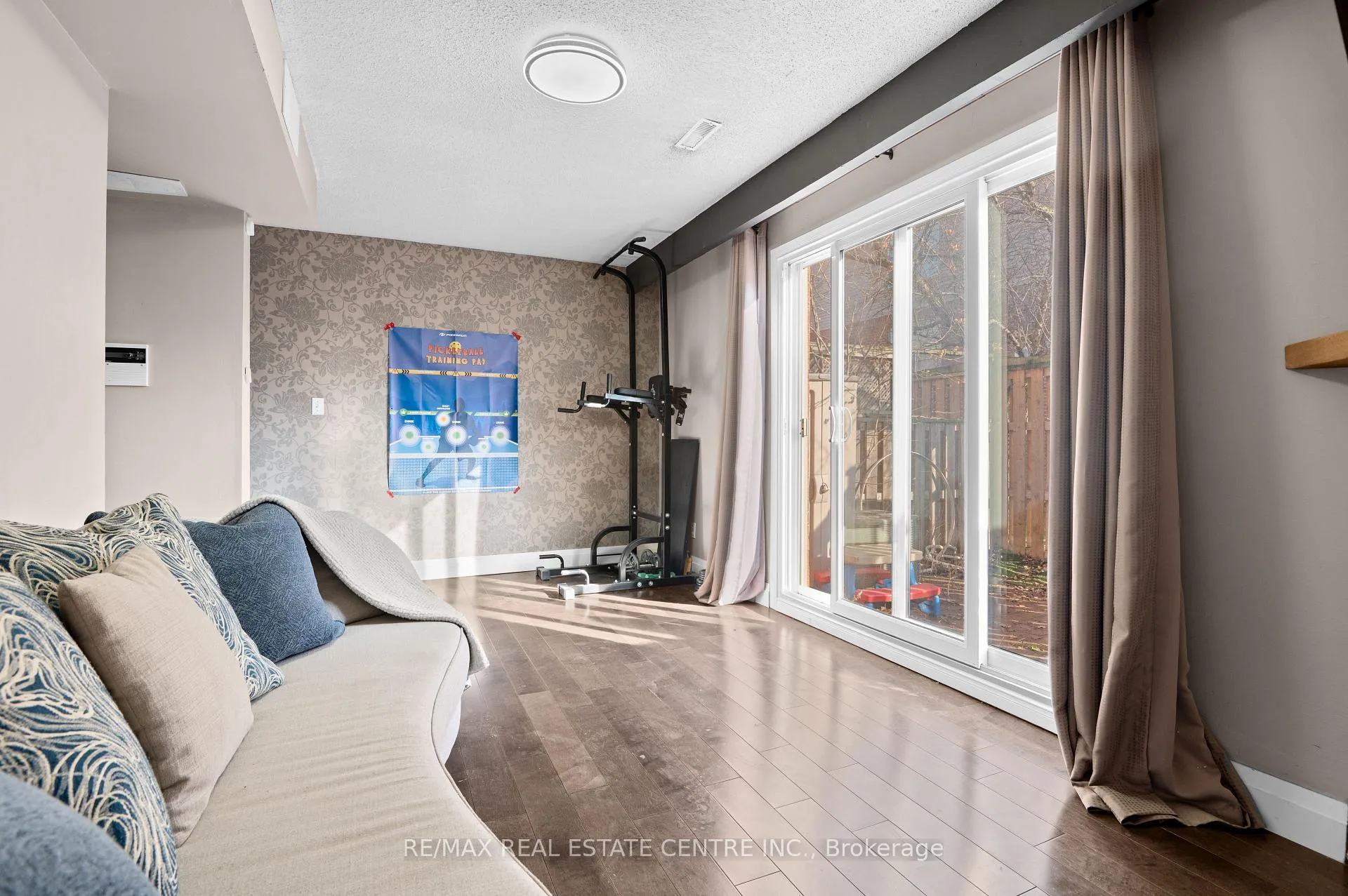 Photo 24 of Unit 10, 1570 Reeves Gate, Oakville, Glen Abbey — HOMEH