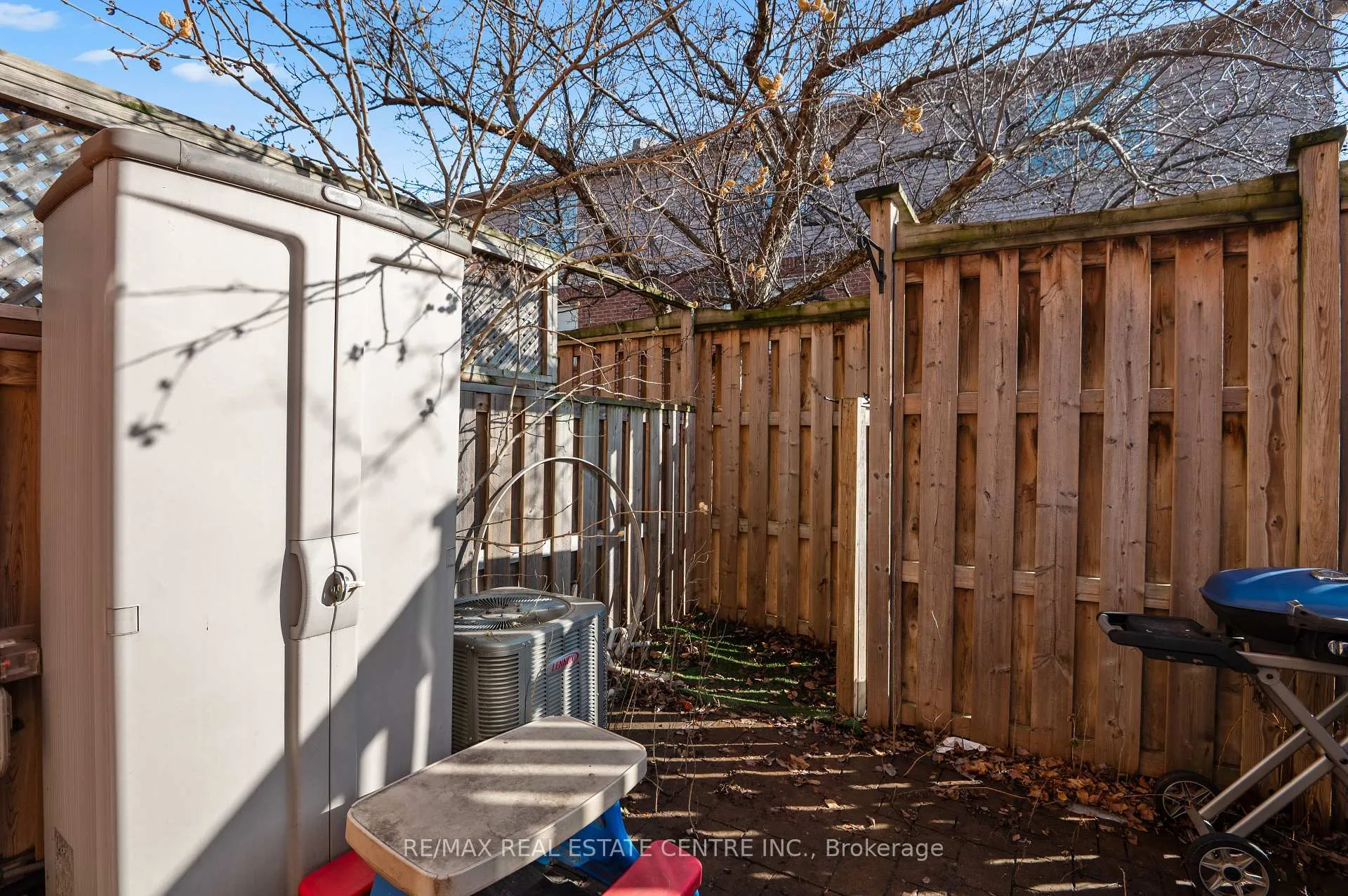 Photo 26 of Unit 10, 1570 Reeves Gate, Oakville, Glen Abbey — HOMEH
