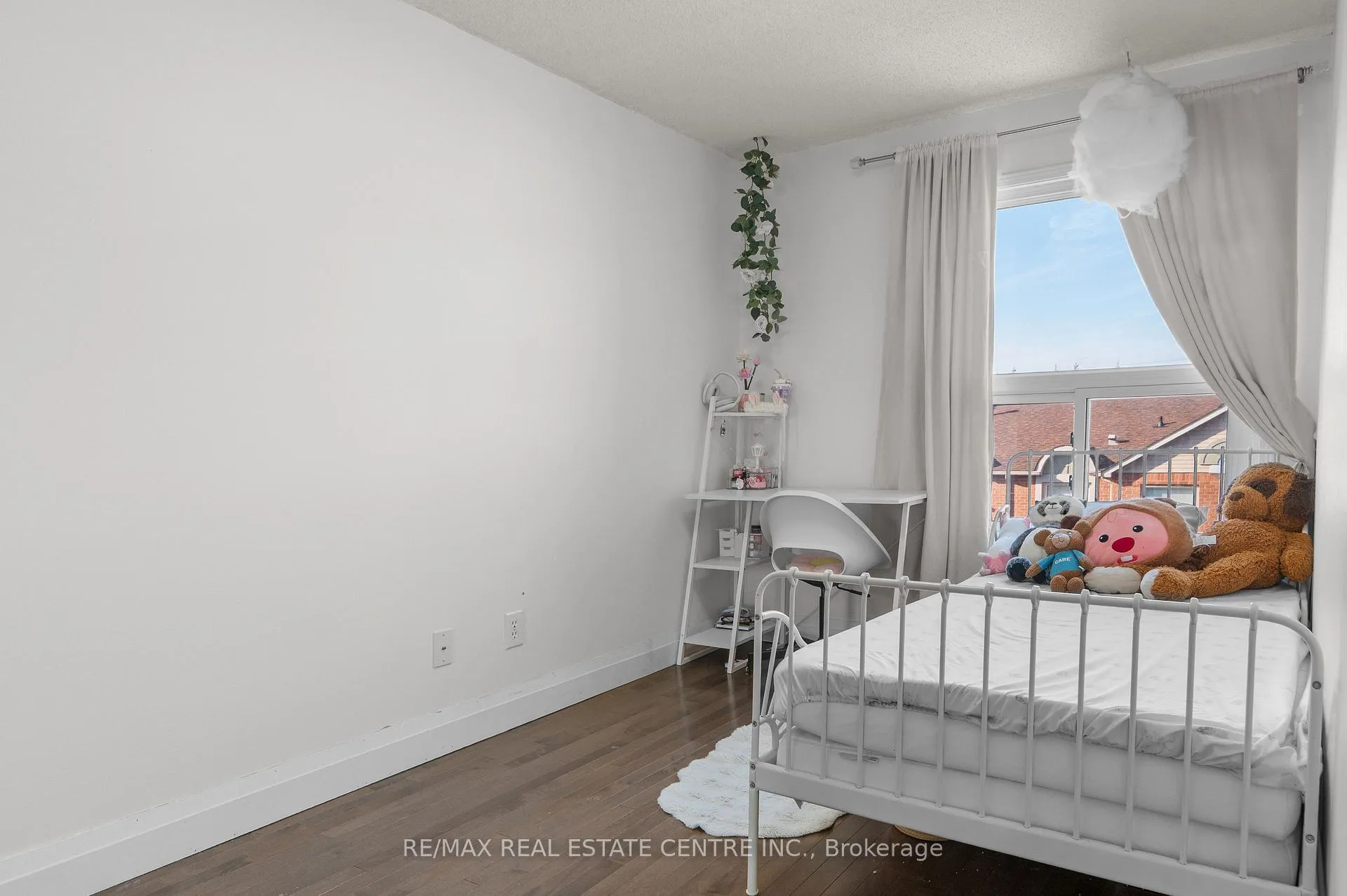 Photo 34 of Unit 10, 1570 Reeves Gate, Oakville, Glen Abbey — HOMEH