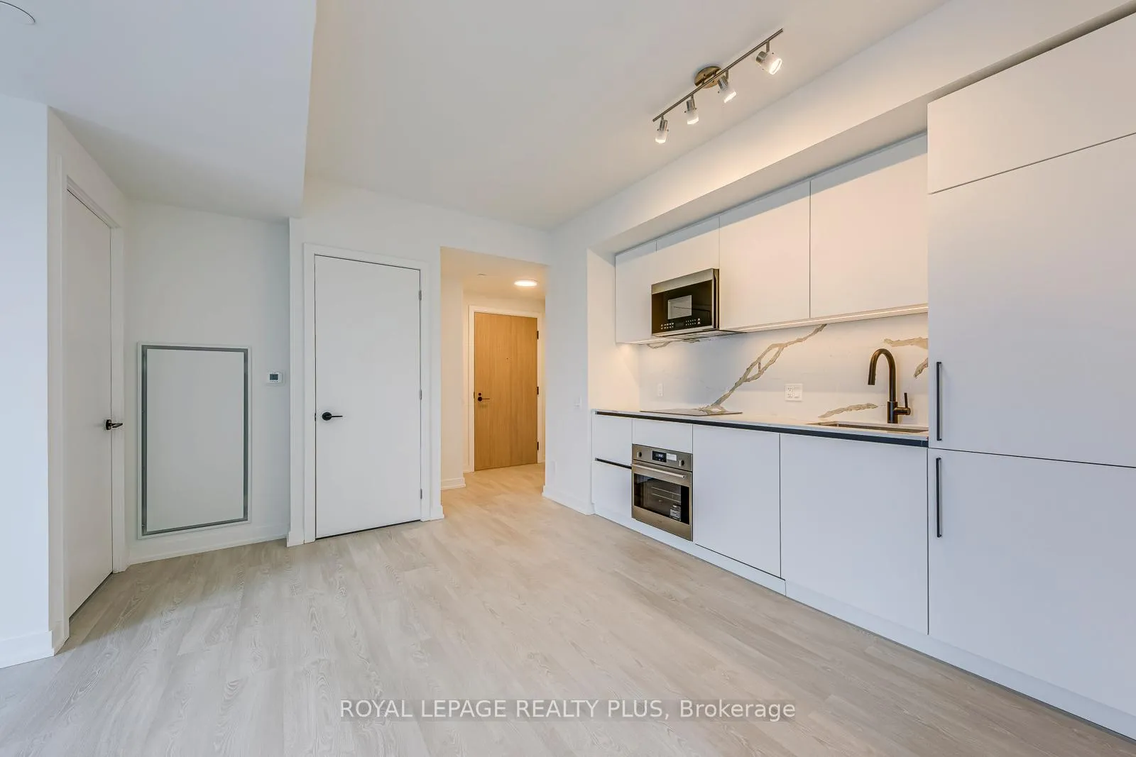 Photo 10 of Unit 2008, 35 Parliament Street, Toronto, Waterfront Communities — HOMEH