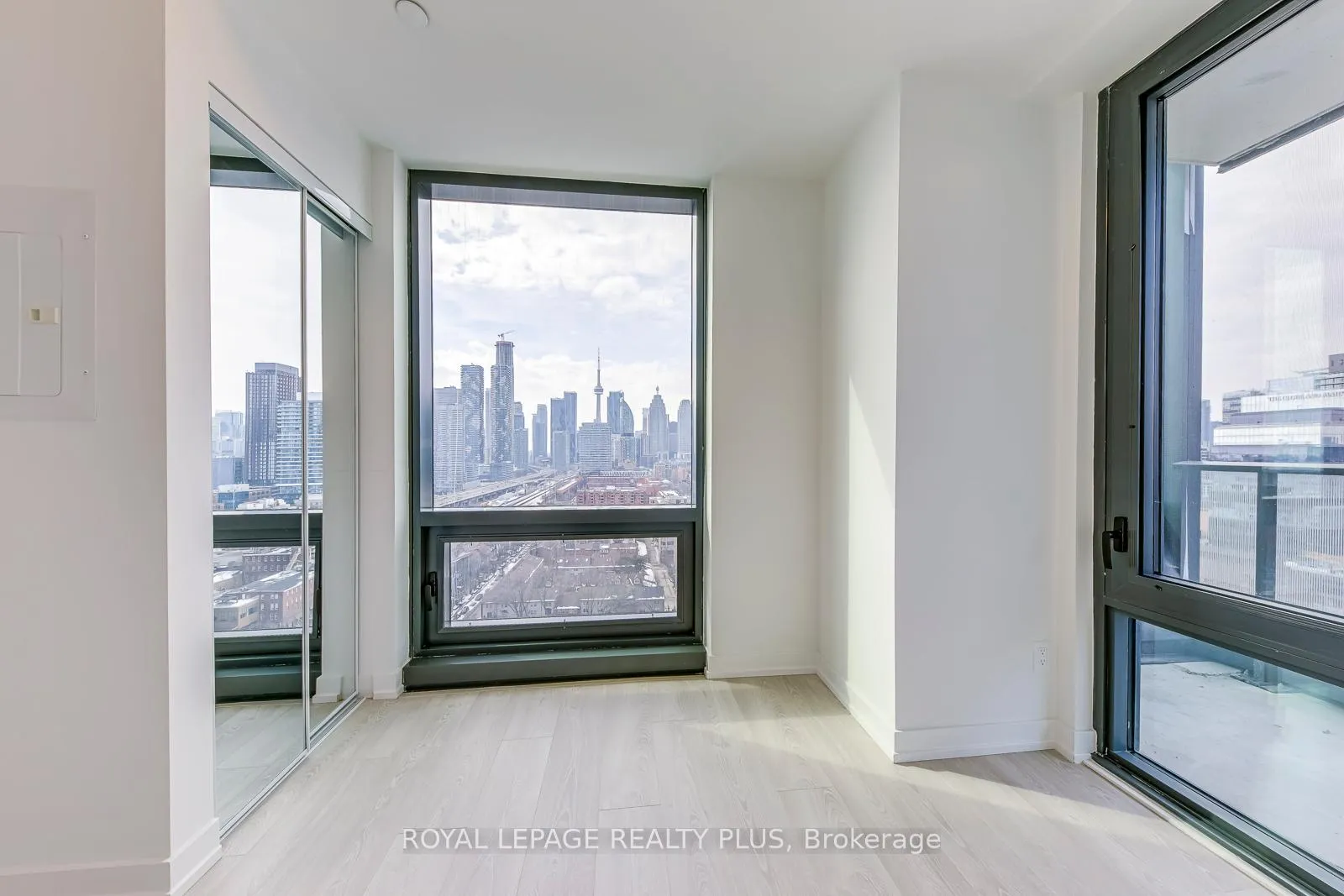 Photo 22 of Unit 2008, 35 Parliament Street, Toronto, Waterfront Communities — HOMEH
