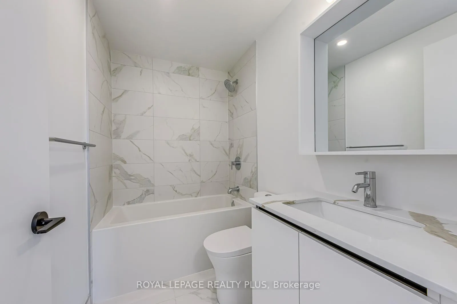 Photo 28 of Unit 2008, 35 Parliament Street, Toronto, Waterfront Communities — HOMEH