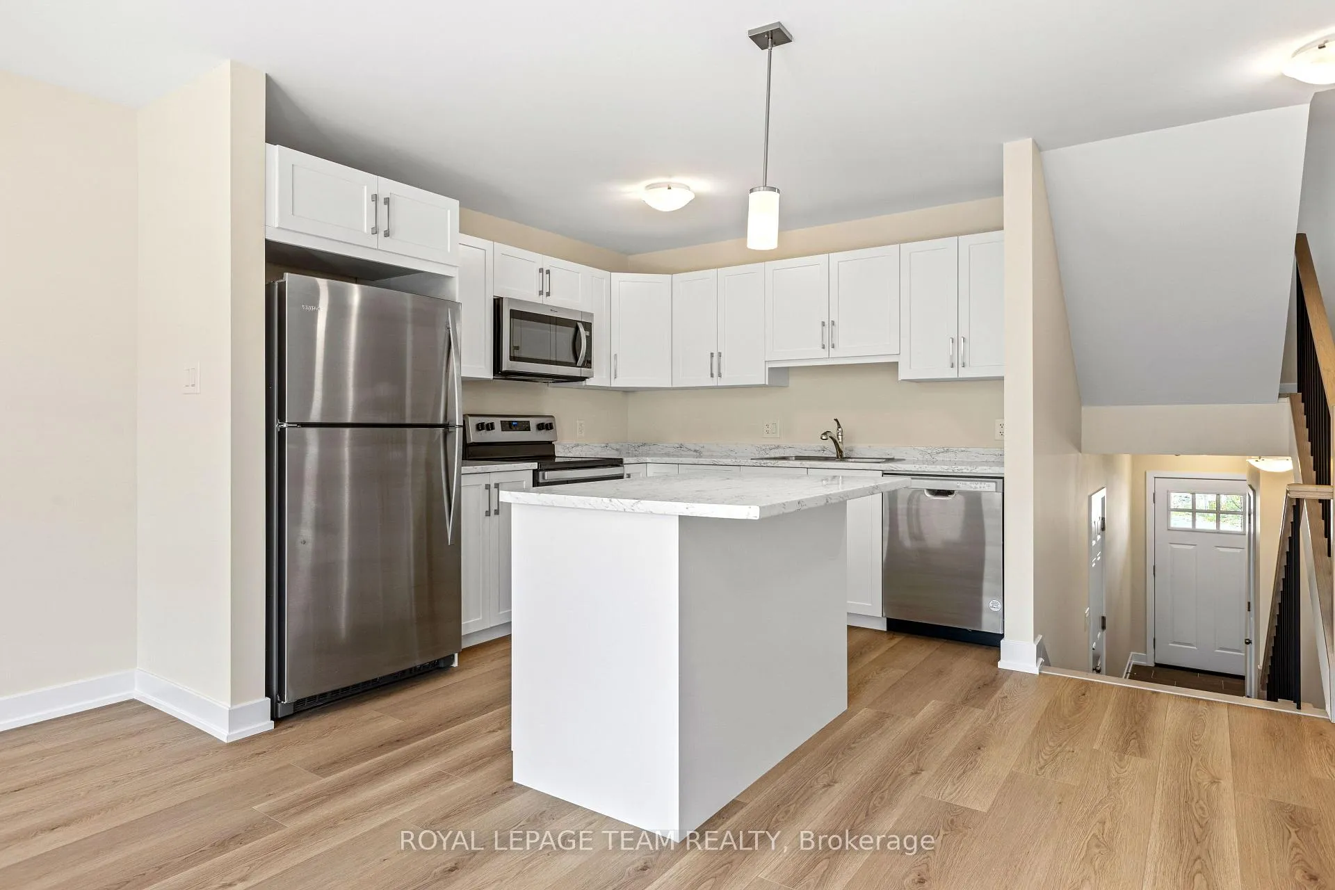 Photo 6 of 101 Staples Boulevard, Smiths Falls — HOMEH