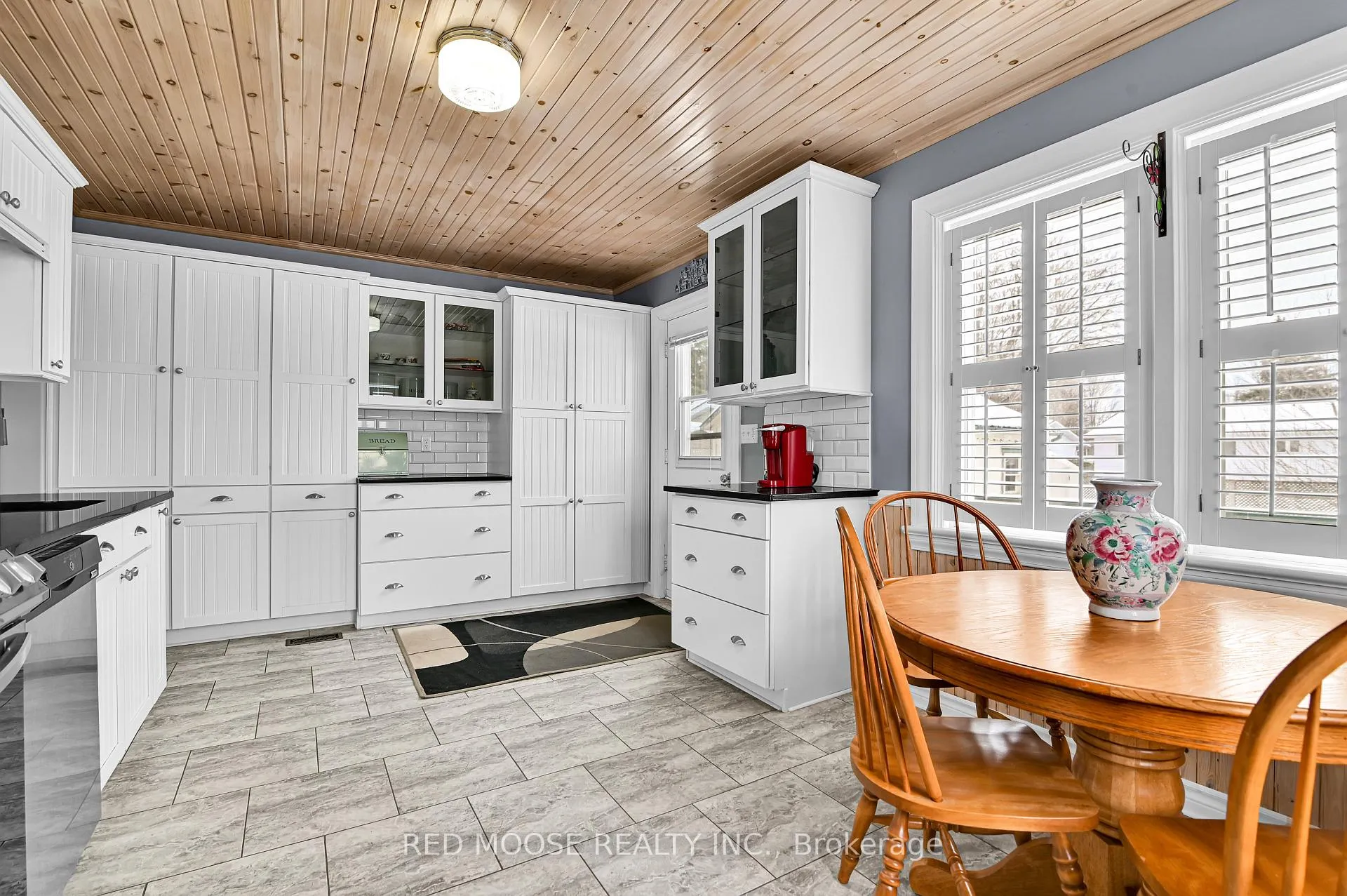 Photo 19 of 489 Fred Street, North Dundas, Winchester — HOMEH