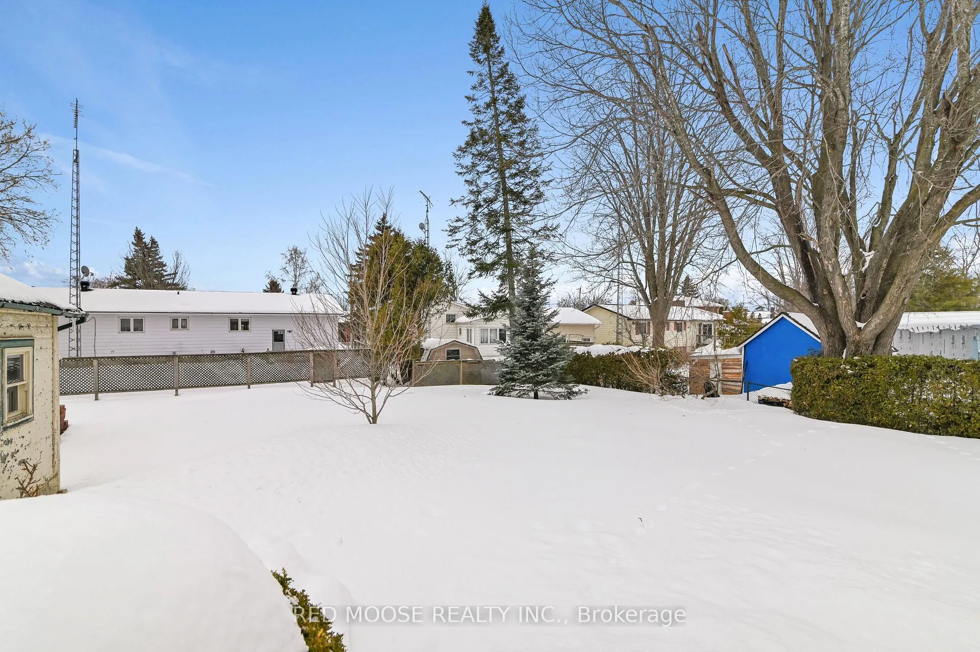 Photo 23 of 489 Fred Street, North Dundas, Winchester — HOMEH