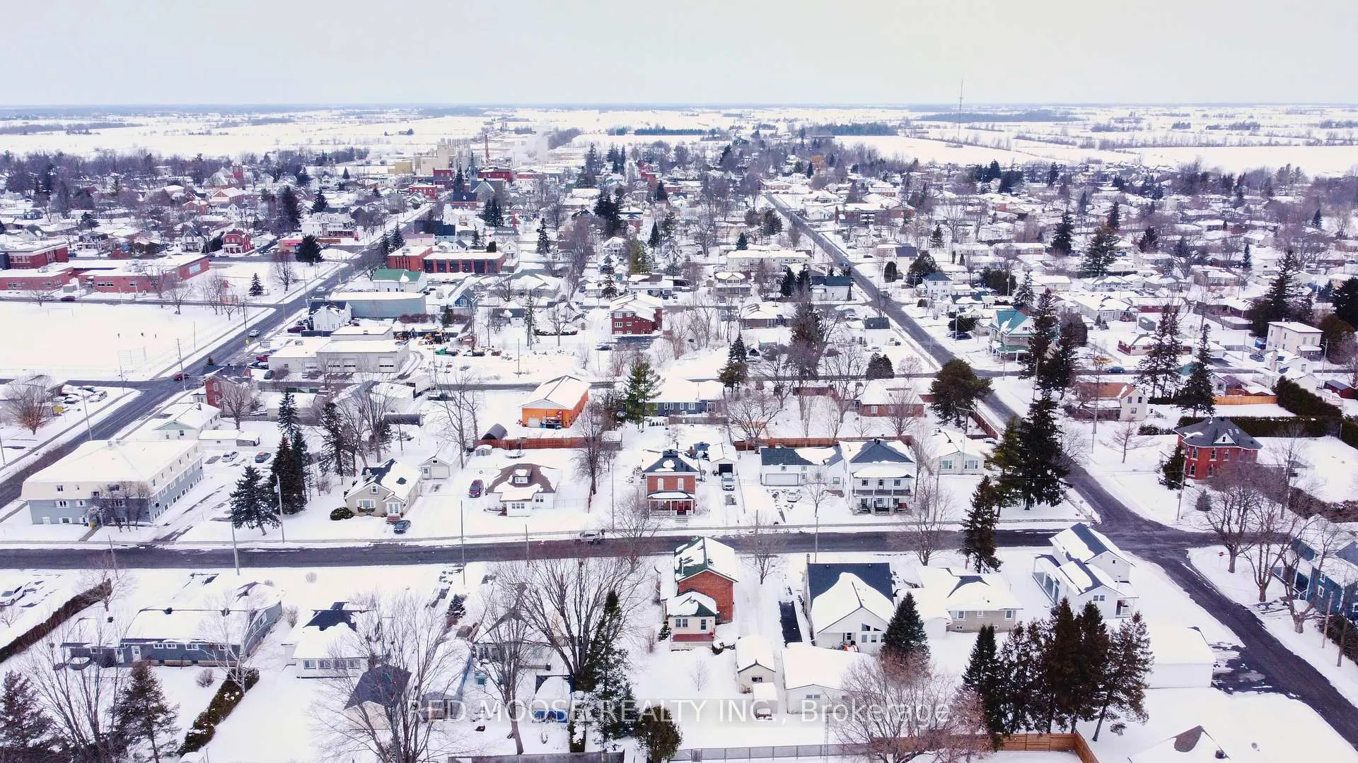 Photo 46 of 489 Fred Street, North Dundas, Winchester — HOMEH
