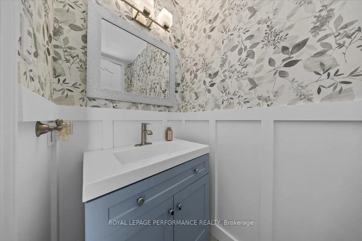 Photo 4 of 416 Rochefort Circle, Ottawa, Avalon West — HOMEH