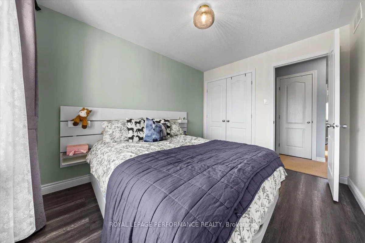 Photo 23 of 416 Rochefort Circle, Ottawa, Avalon West — HOMEH