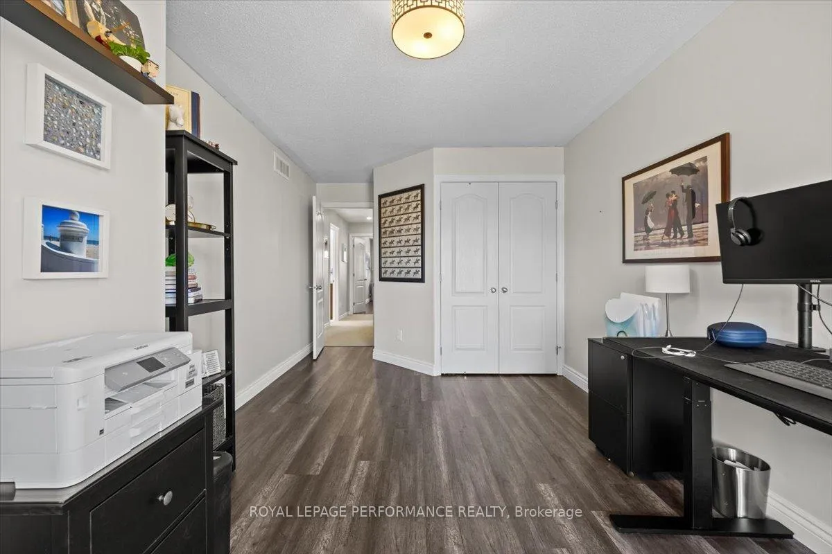 Photo 25 of 416 Rochefort Circle, Ottawa, Avalon West — HOMEH