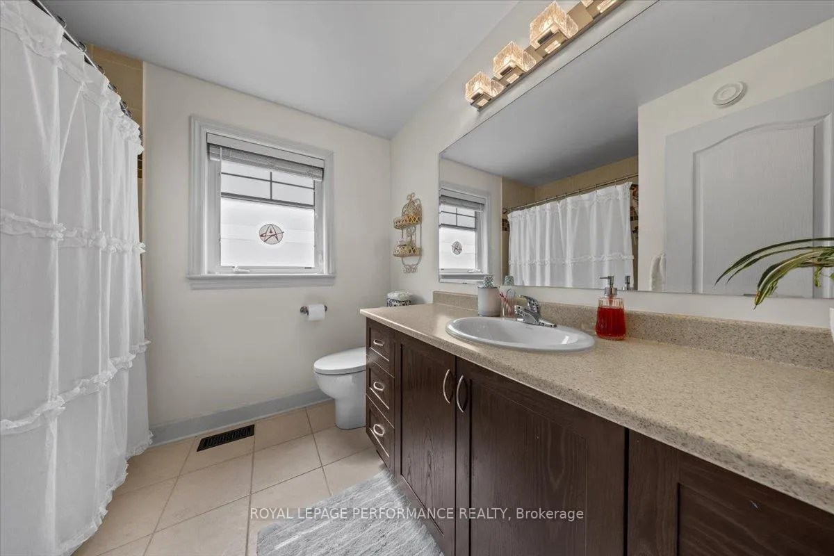 Photo 27 of 416 Rochefort Circle, Ottawa, Avalon West — HOMEH