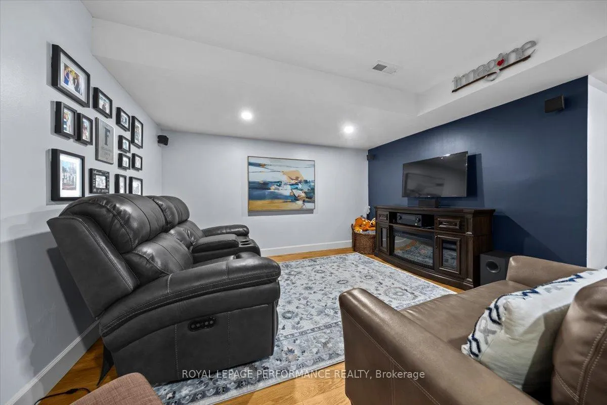 Photo 29 of 416 Rochefort Circle, Ottawa, Avalon West — HOMEH
