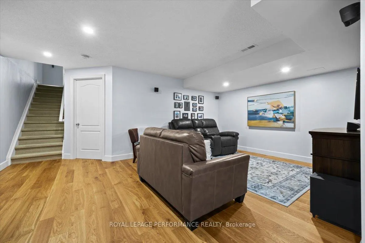 Photo 31 of 416 Rochefort Circle, Ottawa, Avalon West — HOMEH