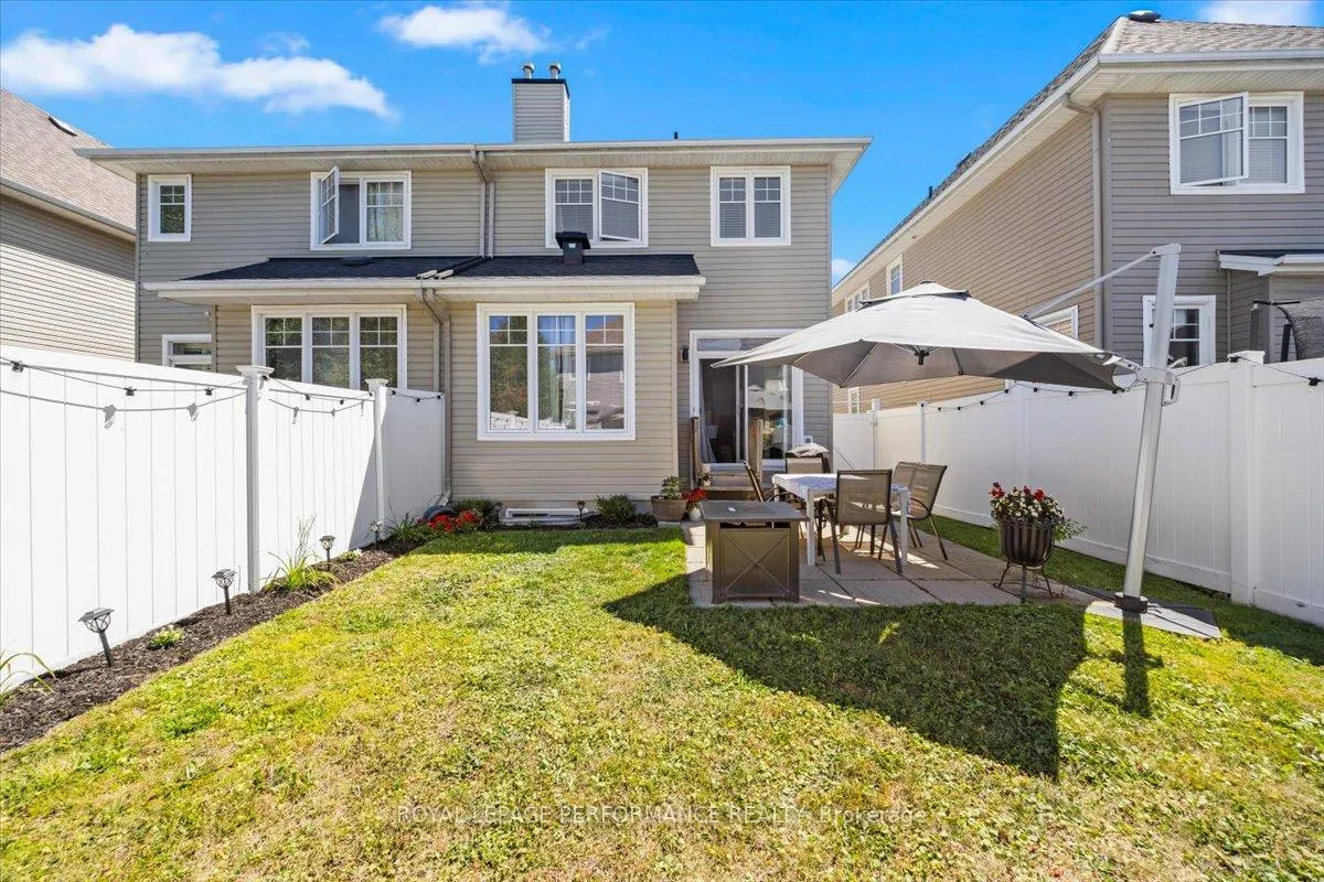 Photo 34 of 416 Rochefort Circle, Ottawa, Avalon West — HOMEH