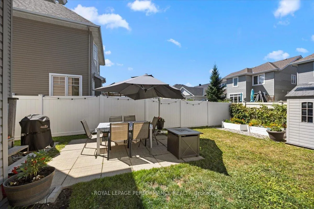 Photo 36 of 416 Rochefort Circle, Ottawa, Avalon West — HOMEH