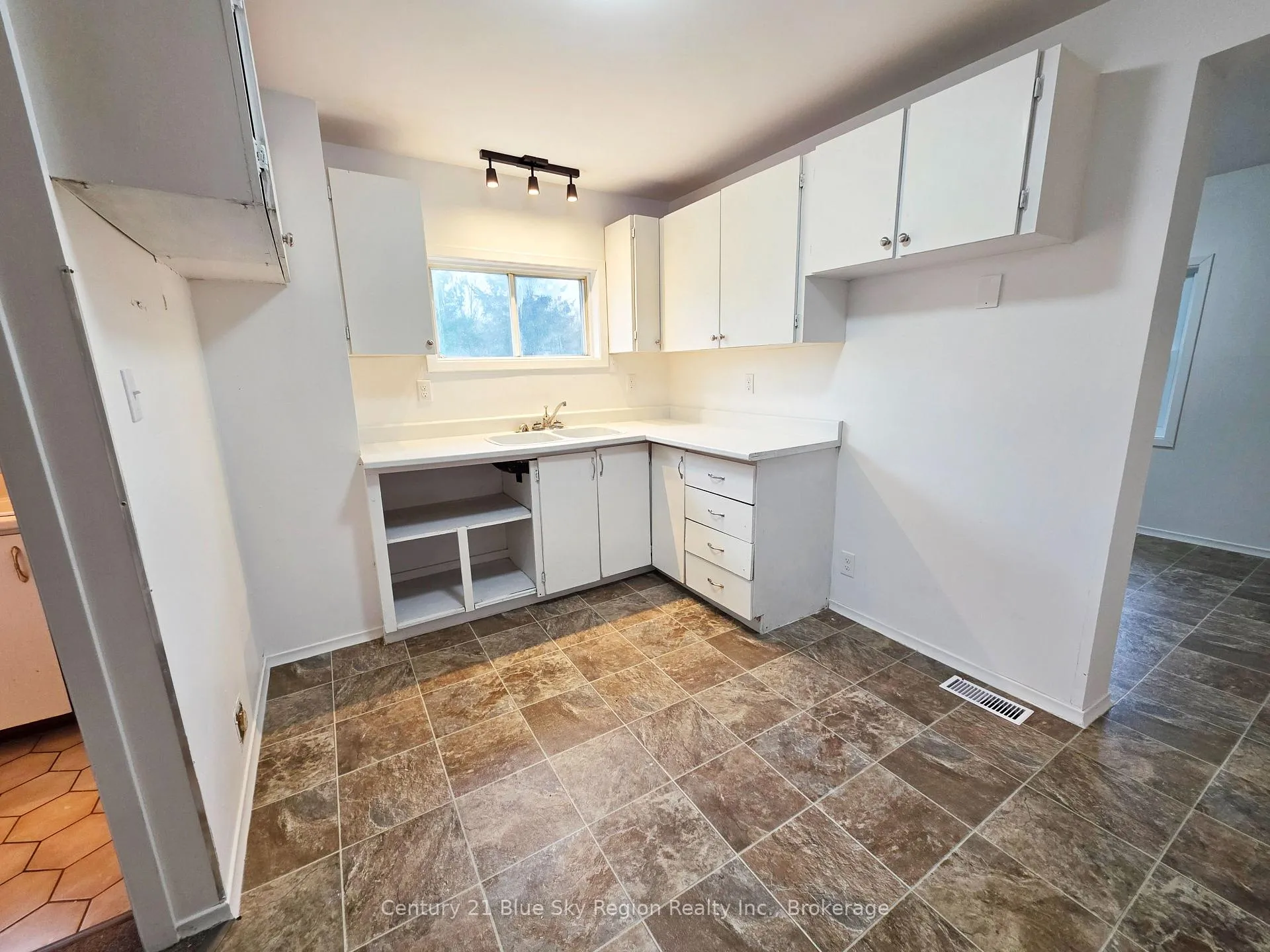 Photo 31 of 167-179 Lake Nosbonsing Road, Callander — HOMEH