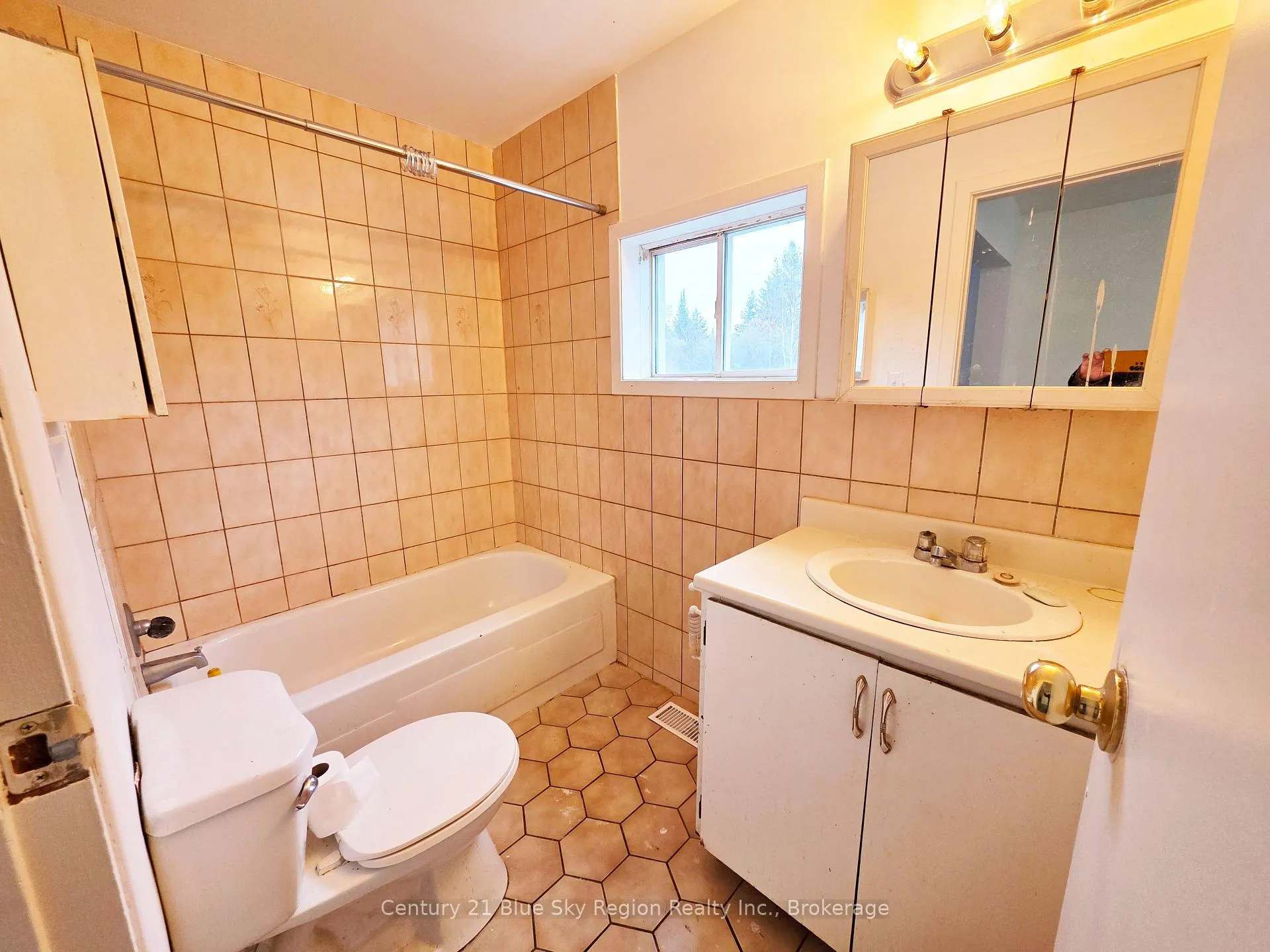 Photo 33 of 167-179 Lake Nosbonsing Road, Callander — HOMEH