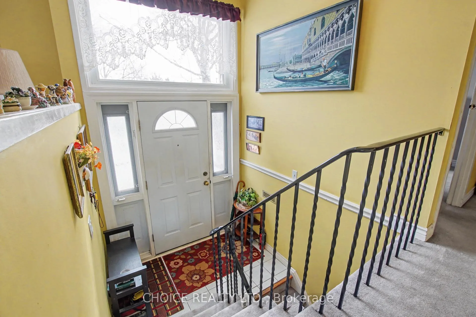 Photo 5 of 38 Herkley Drive, Brampton, Madoc — HOMEH