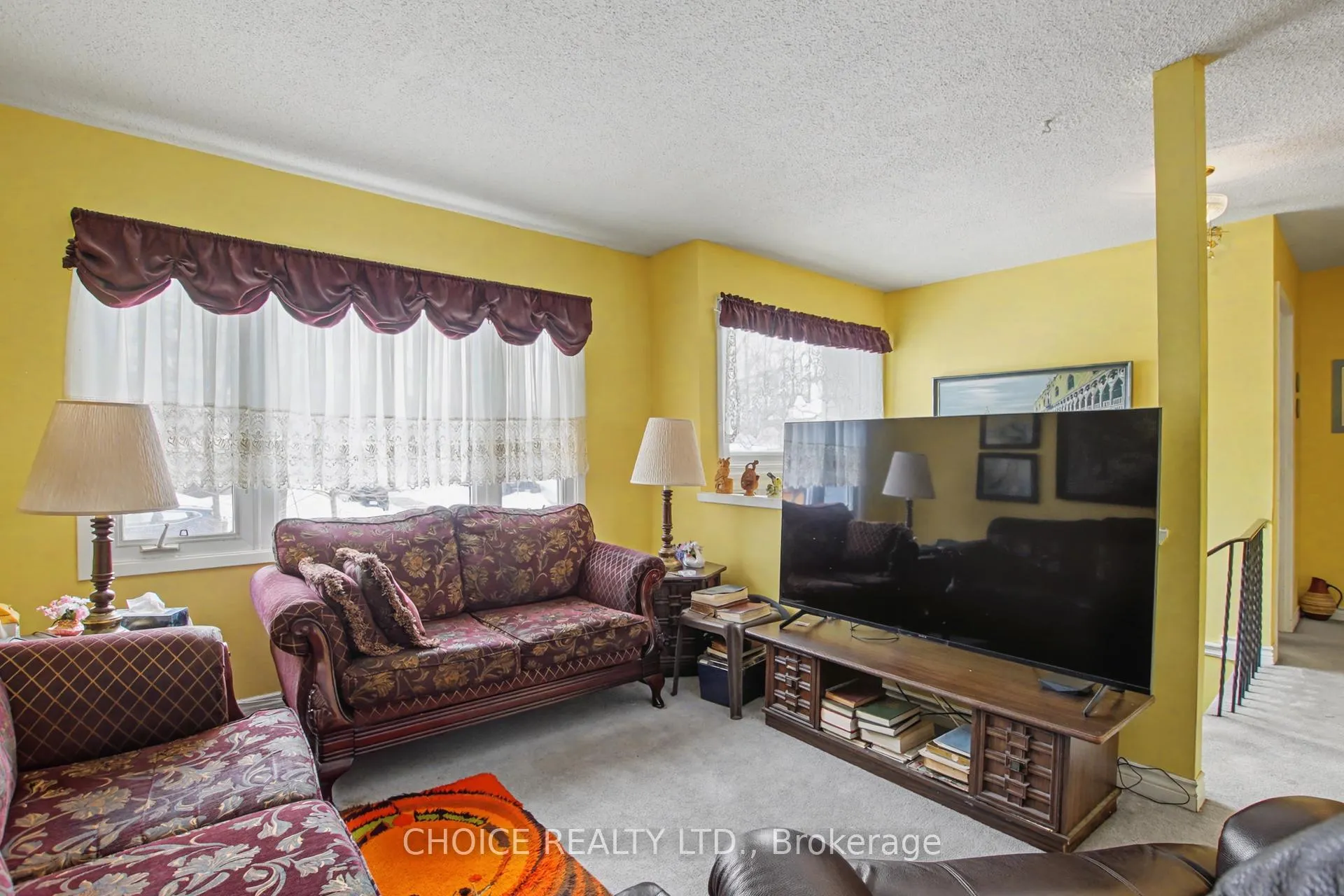 Photo 8 of 38 Herkley Drive, Brampton, Madoc — HOMEH