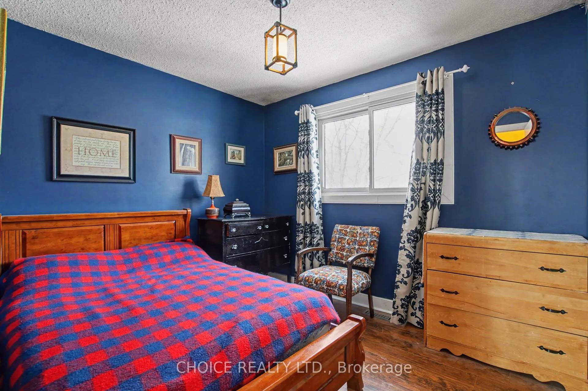 Photo 13 of 38 Herkley Drive, Brampton, Madoc — HOMEH