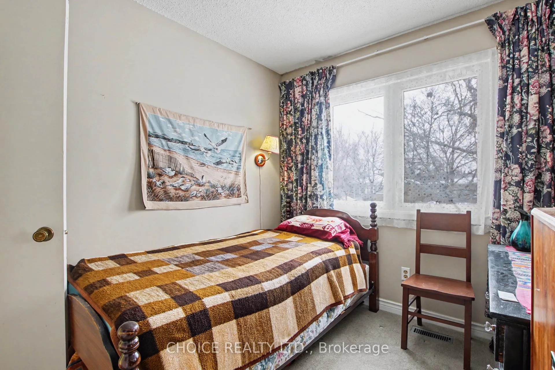Photo 15 of 38 Herkley Drive, Brampton, Madoc — HOMEH