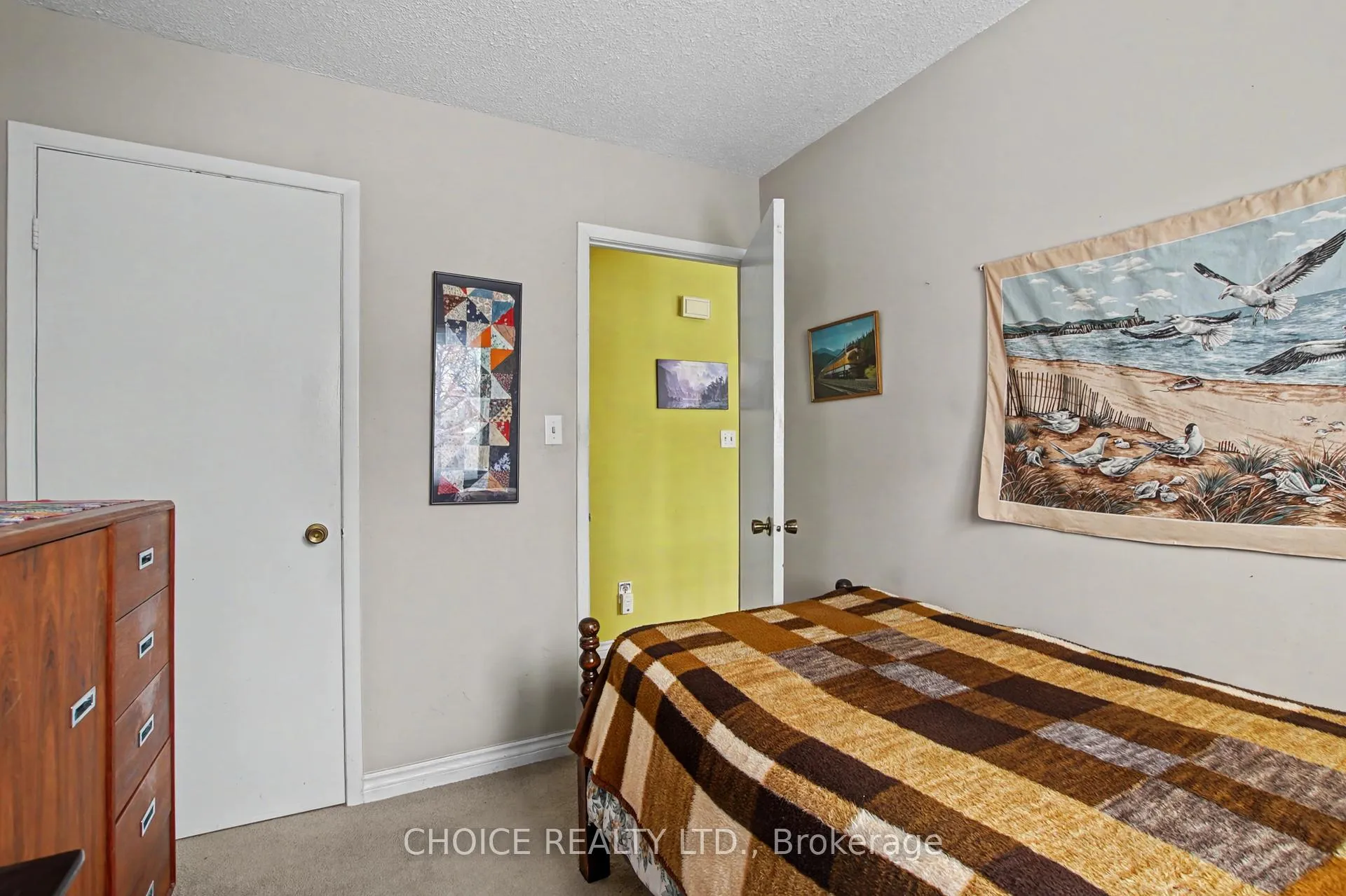 Photo 16 of 38 Herkley Drive, Brampton, Madoc — HOMEH