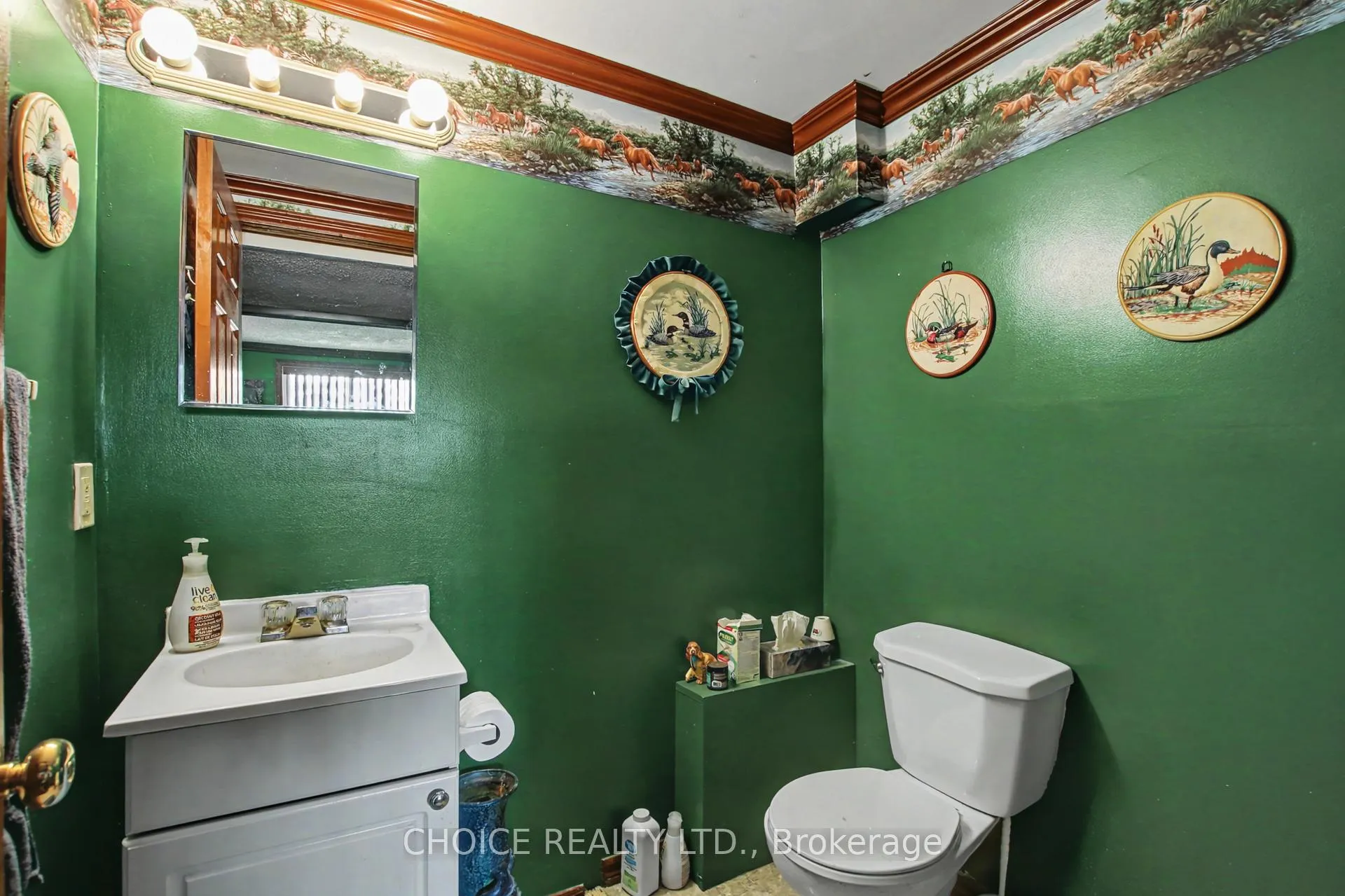 Photo 24 of 38 Herkley Drive, Brampton, Madoc — HOMEH