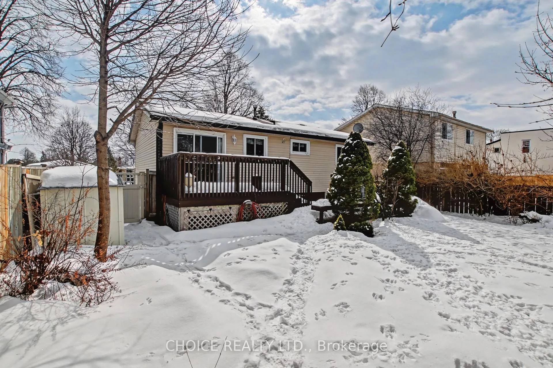 Photo 29 of 38 Herkley Drive, Brampton, Madoc — HOMEH