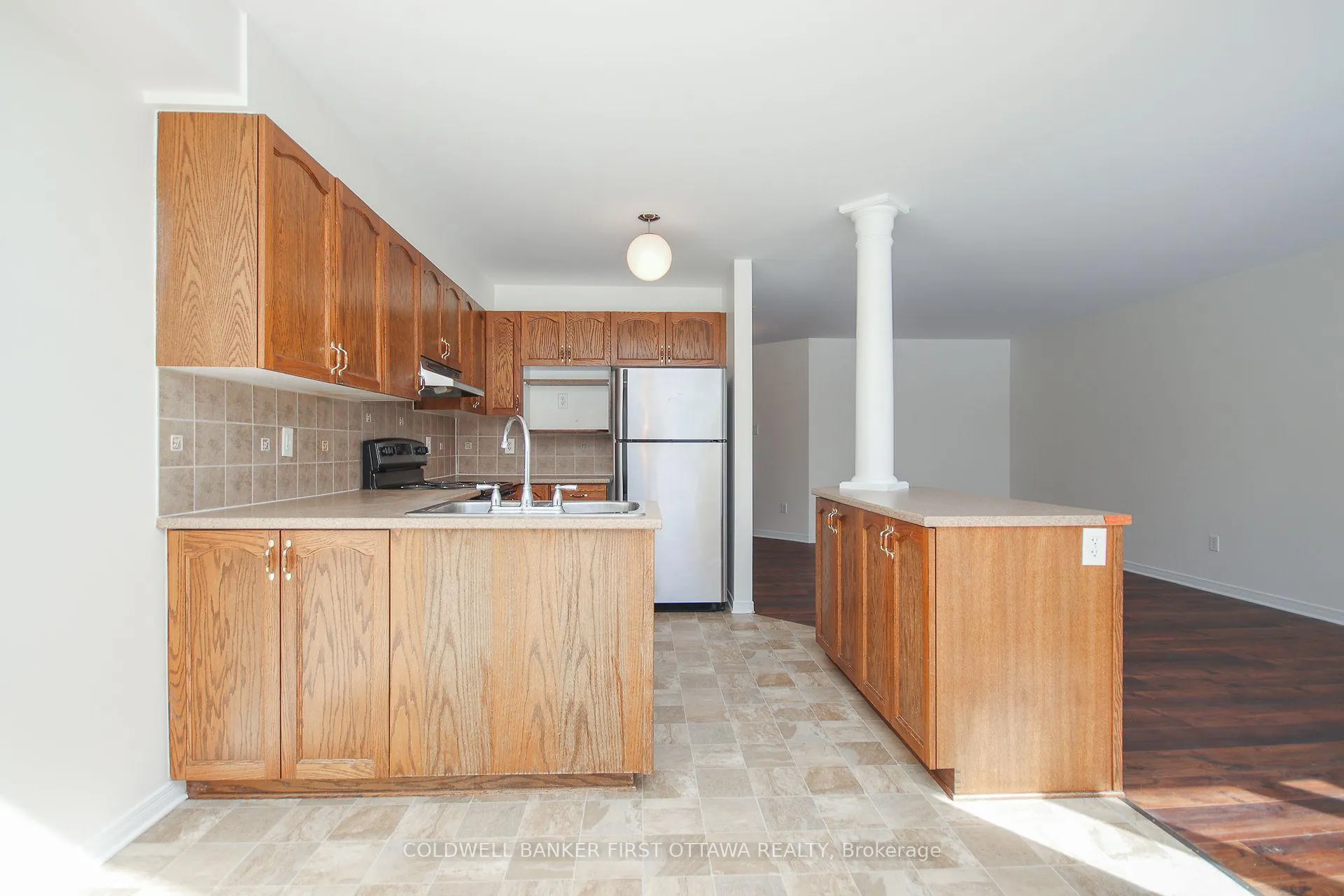 Photo 9 of 328 Statewood Drive, Ottawa, Kanata - Morgan's Grant/South March — HOMEH