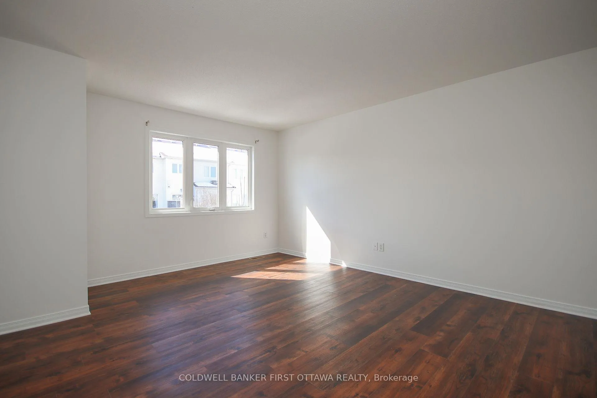 Photo 16 of 328 Statewood Drive, Ottawa, Kanata - Morgan's Grant/South March — HOMEH