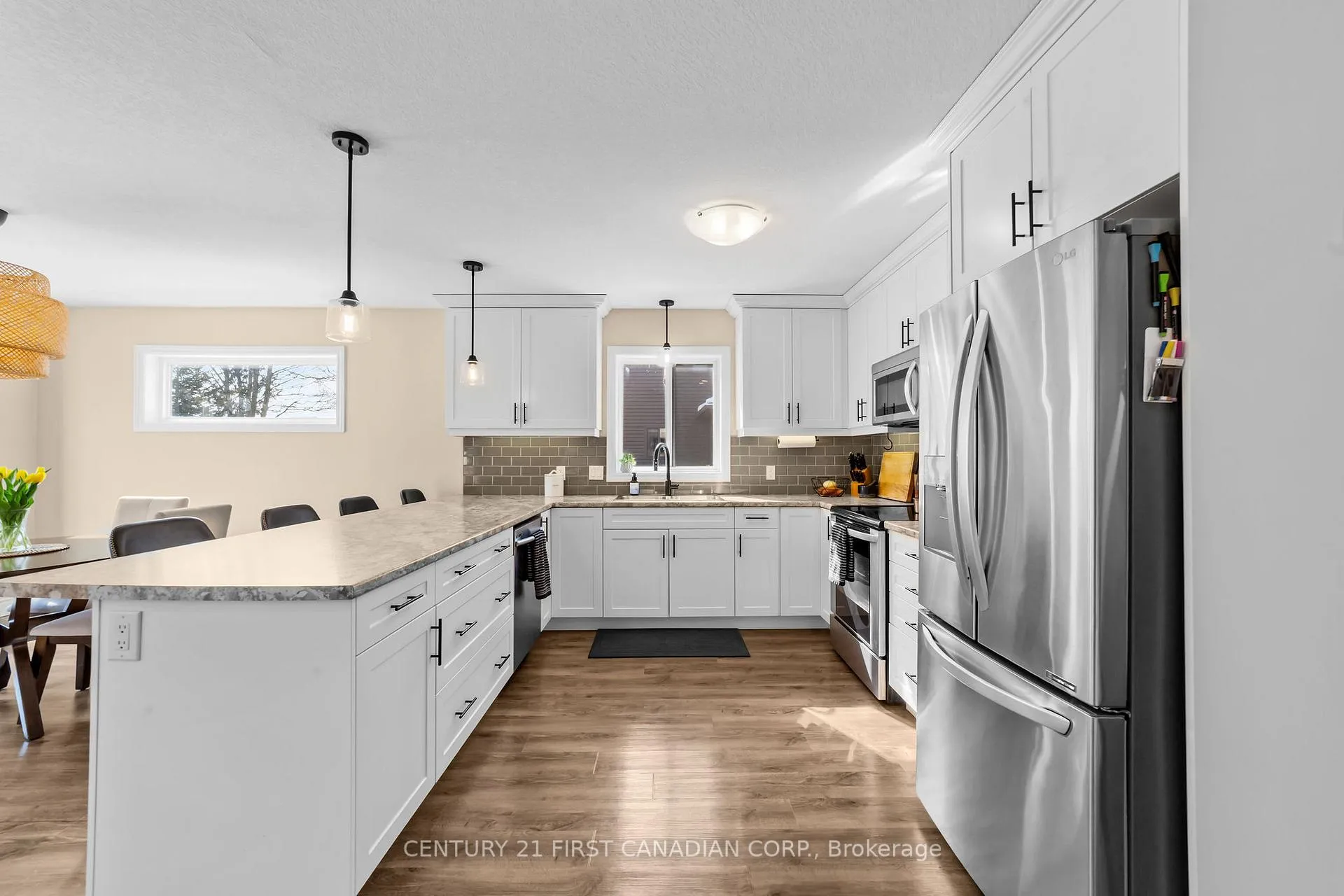 Photo 8 of 4 Finch Street, North Middlesex, Ailsa Craig — HOMEH