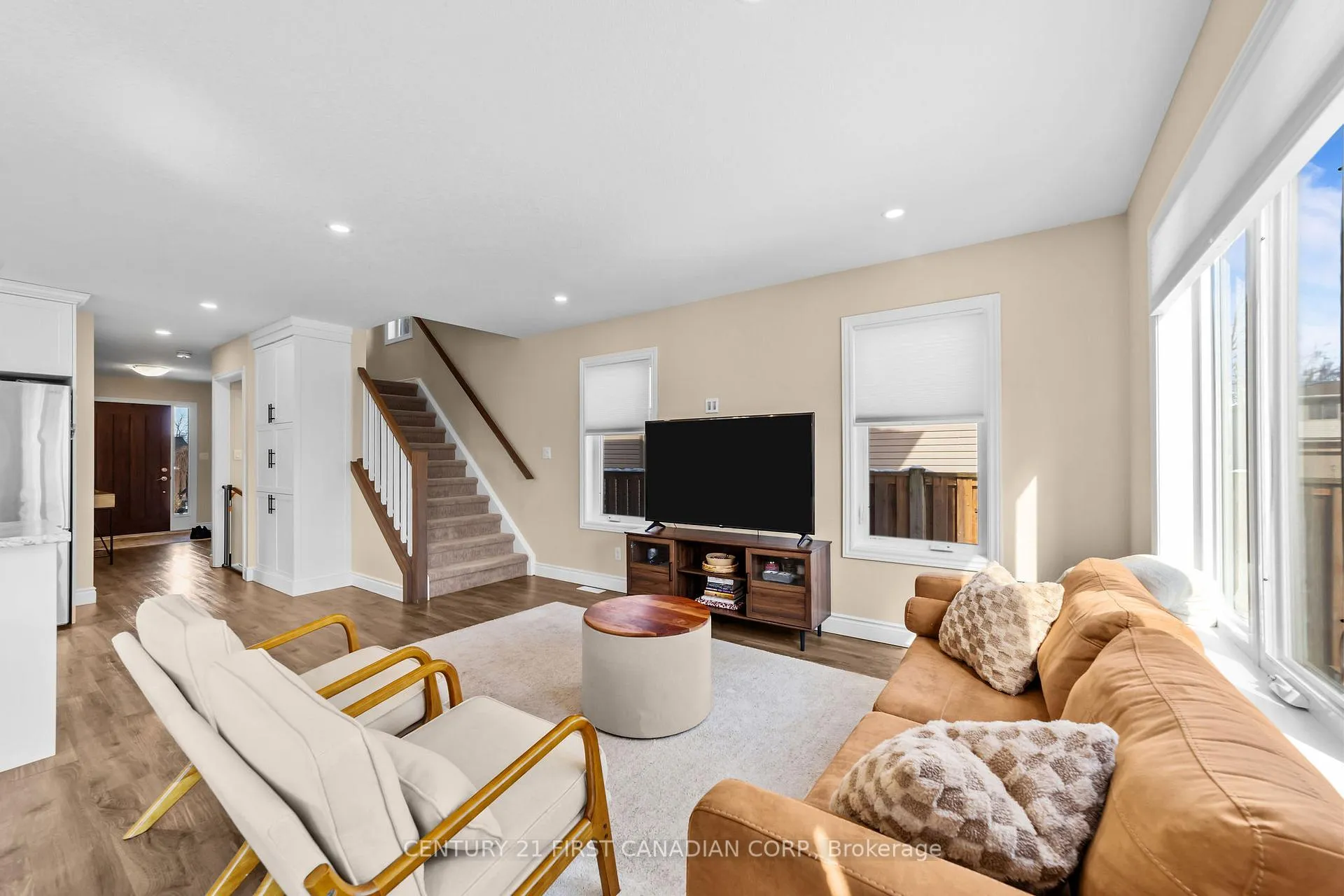 Photo 14 of 4 Finch Street, North Middlesex, Ailsa Craig — HOMEH
