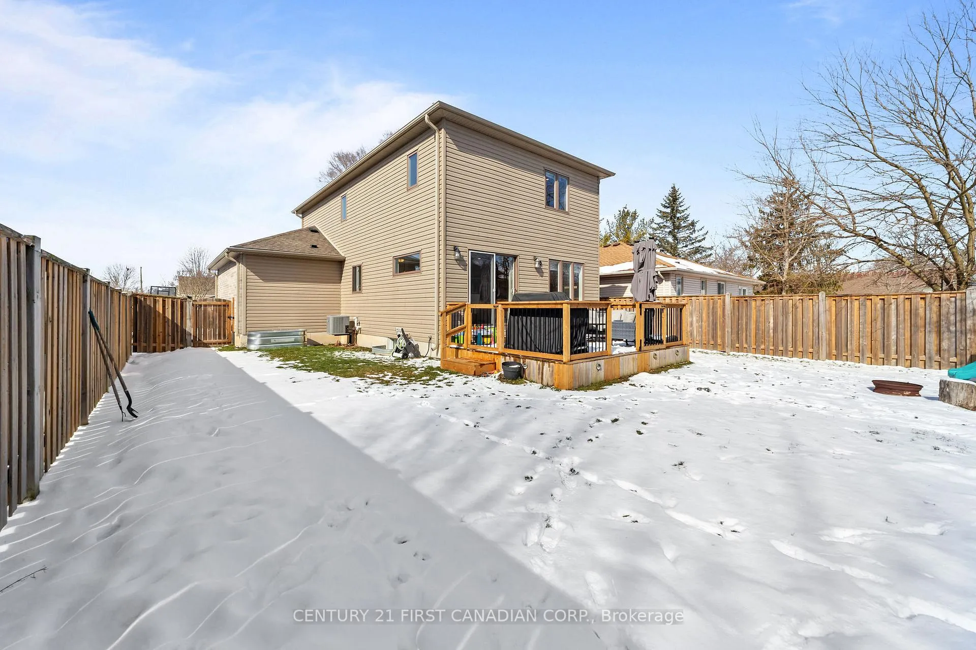 Photo 30 of 4 Finch Street, North Middlesex, Ailsa Craig — HOMEH