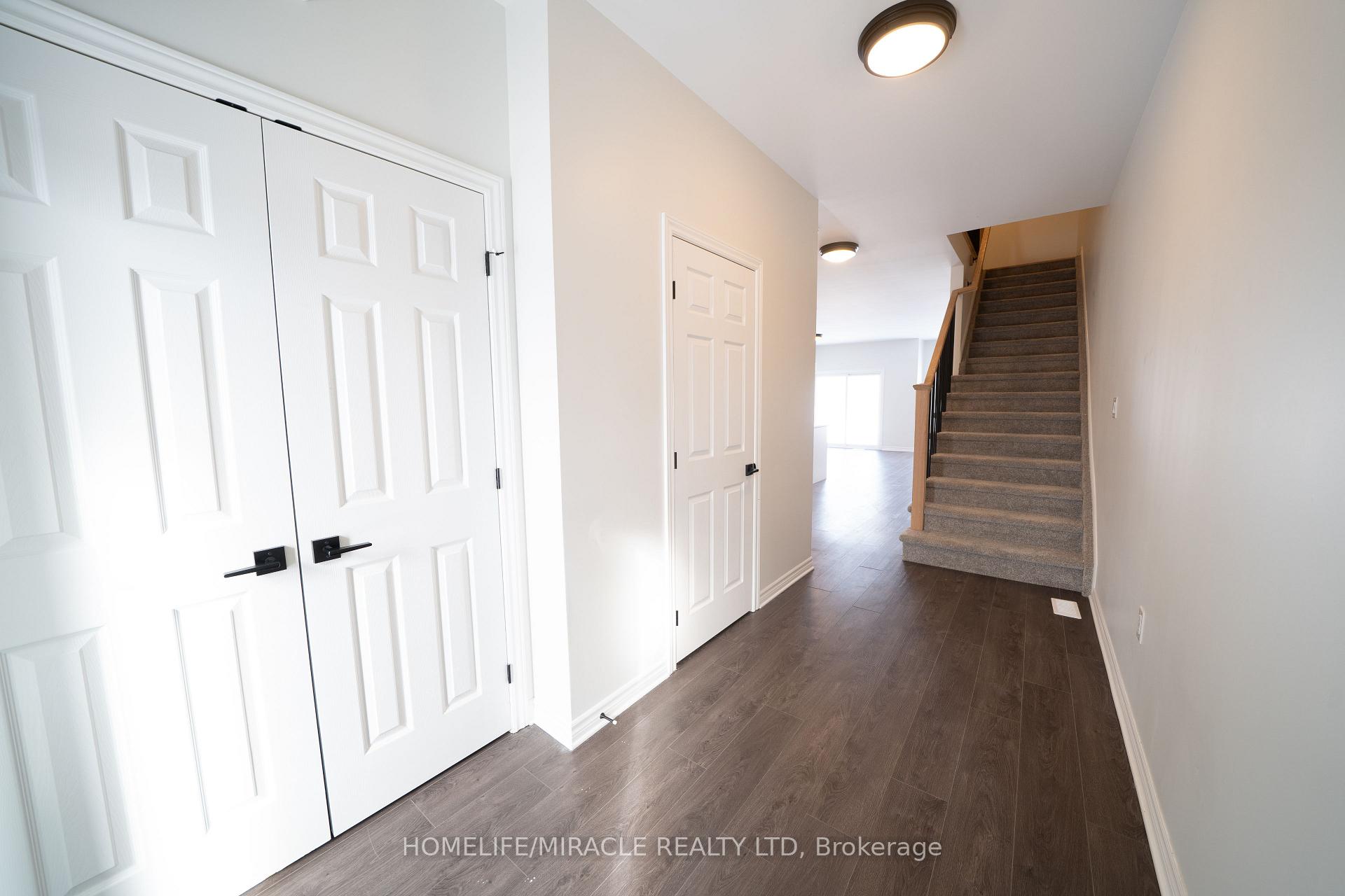 Photo 4 of 132 Creighton Drive, Loyalist, Lennox and Addington - South — HOMEH