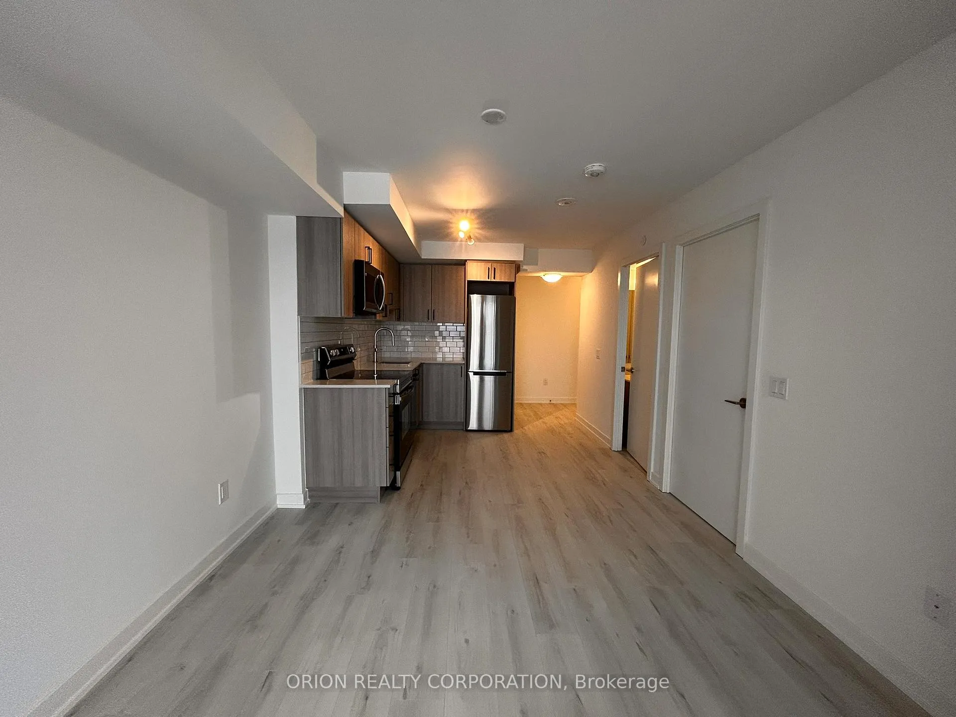 Photo 7 of Unit 1212, 1010 Sandy Beach Road, Pickering, Bay Ridges — HOMEH