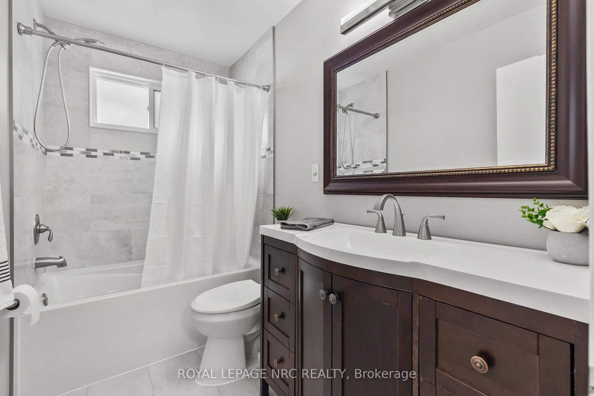 Photo 19 of 195 Rykert Street, St. Catharines, Rykert/Vansickle — HOMEH