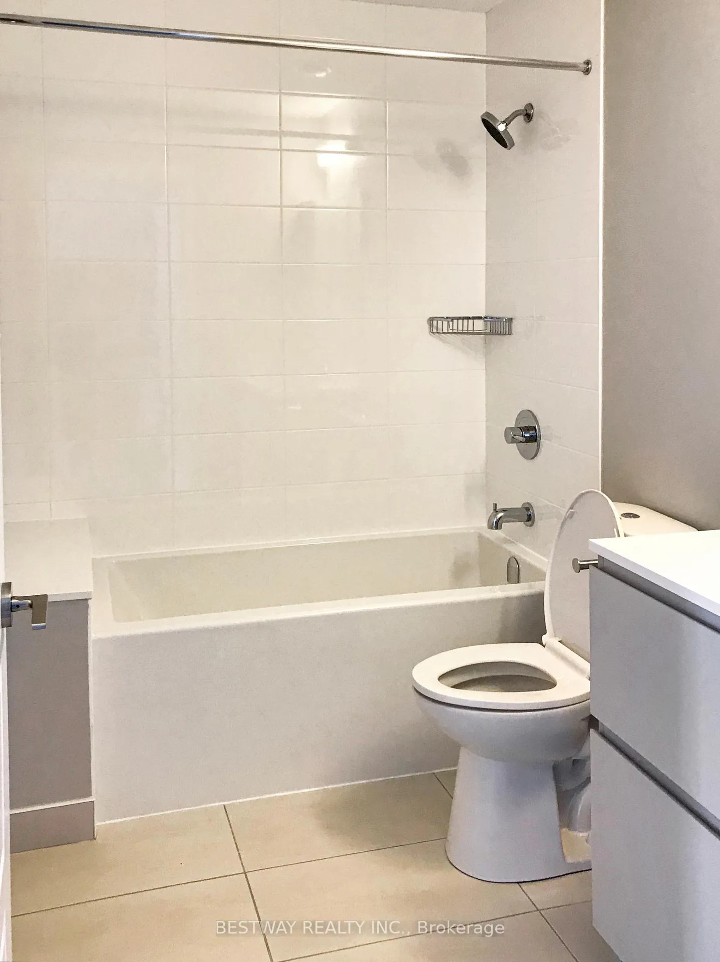 Photo 5 of Unit 1711, 15 Water Walk Drive, Markham, Unionville — HOMEH