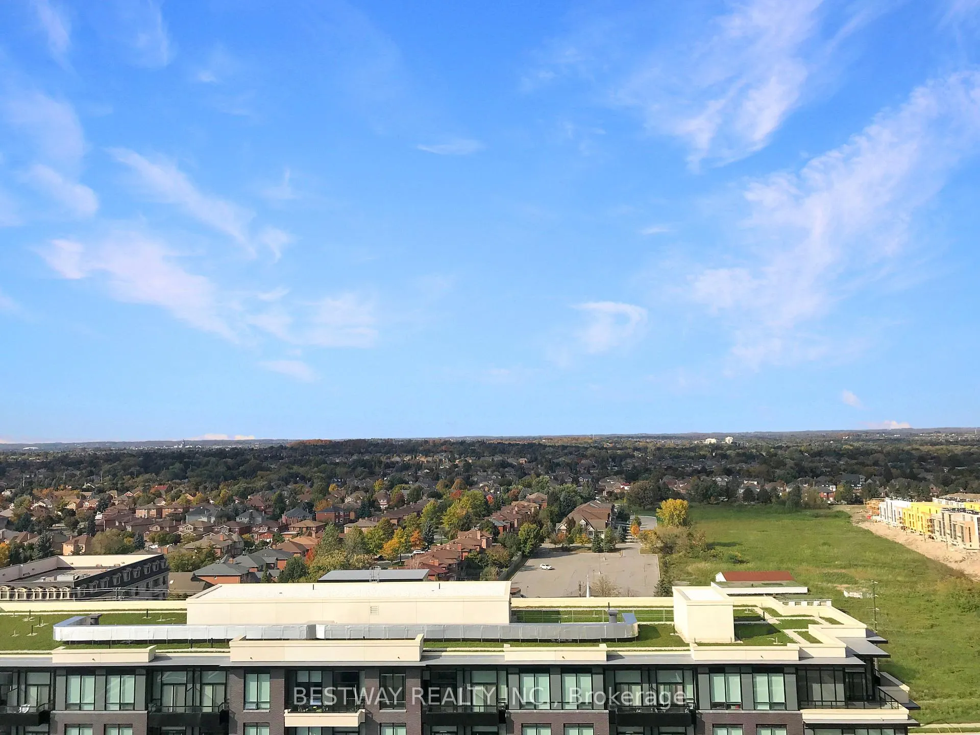 Photo 8 of Unit 1711, 15 Water Walk Drive, Markham, Unionville — HOMEH