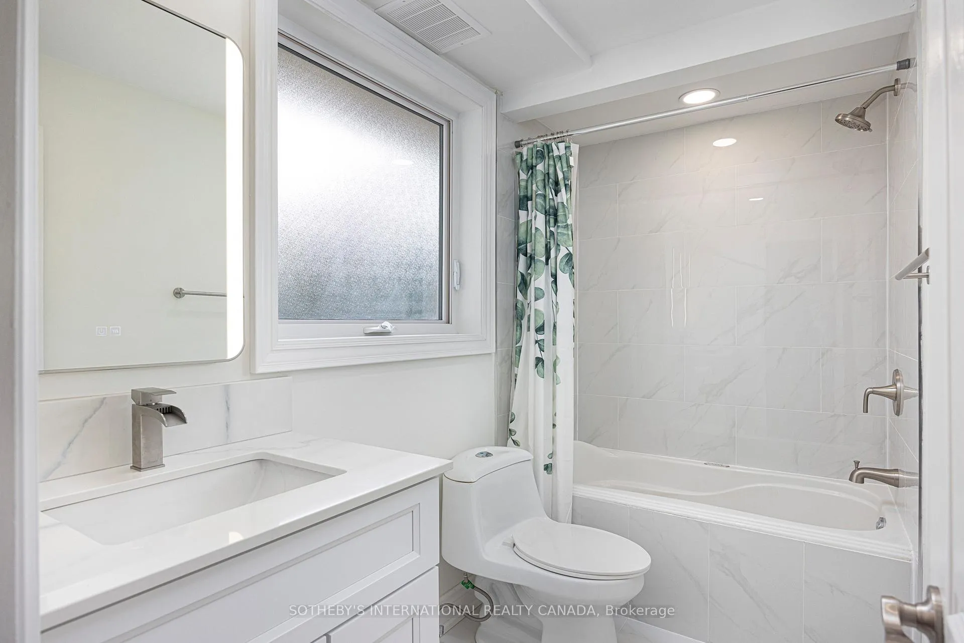 Photo 10 of 239 Walden Drive, Burlington, Roseland — HOMEH