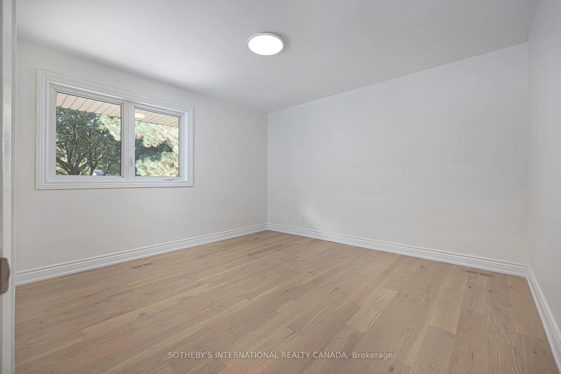 Photo 11 of 239 Walden Drive, Burlington, Roseland — HOMEH
