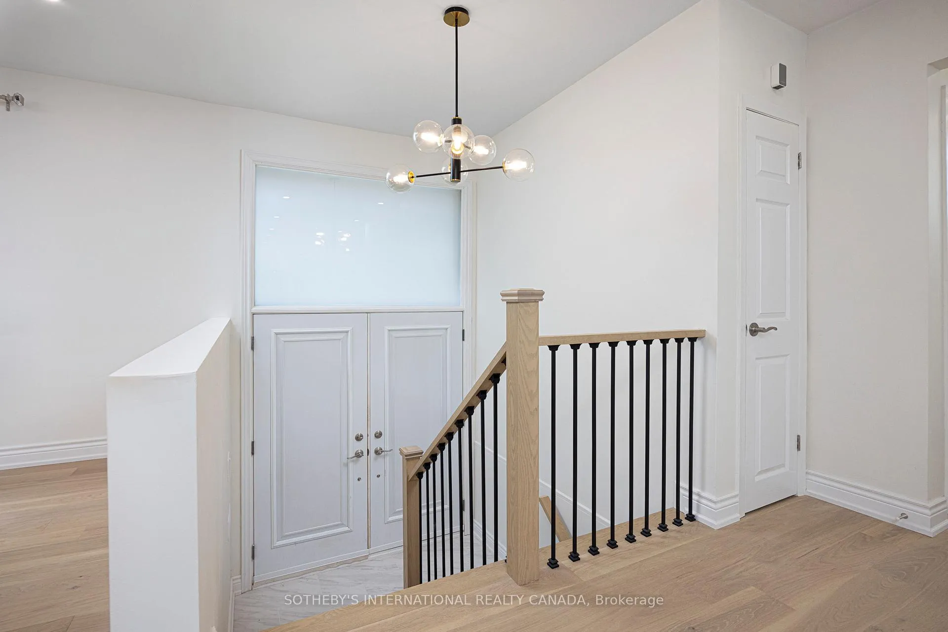 Photo 14 of 239 Walden Drive, Burlington, Roseland — HOMEH