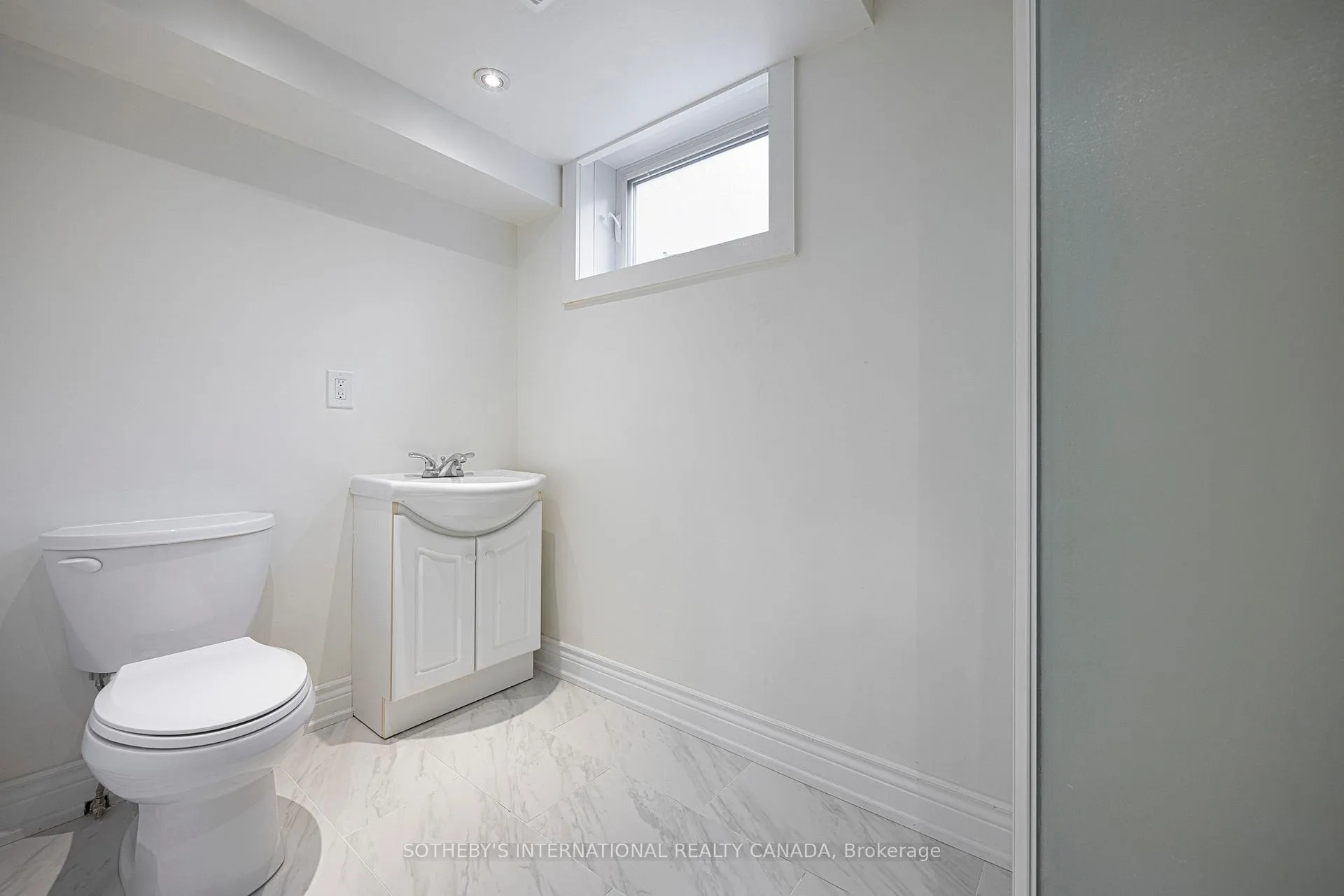 Photo 20 of 239 Walden Drive, Burlington, Roseland — HOMEH