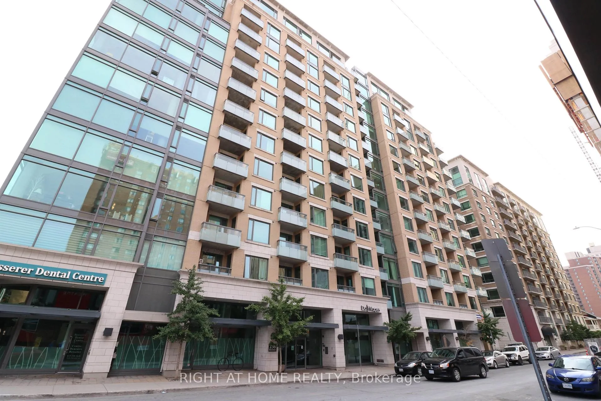 Front of Unit 810, 238 Besserer Street