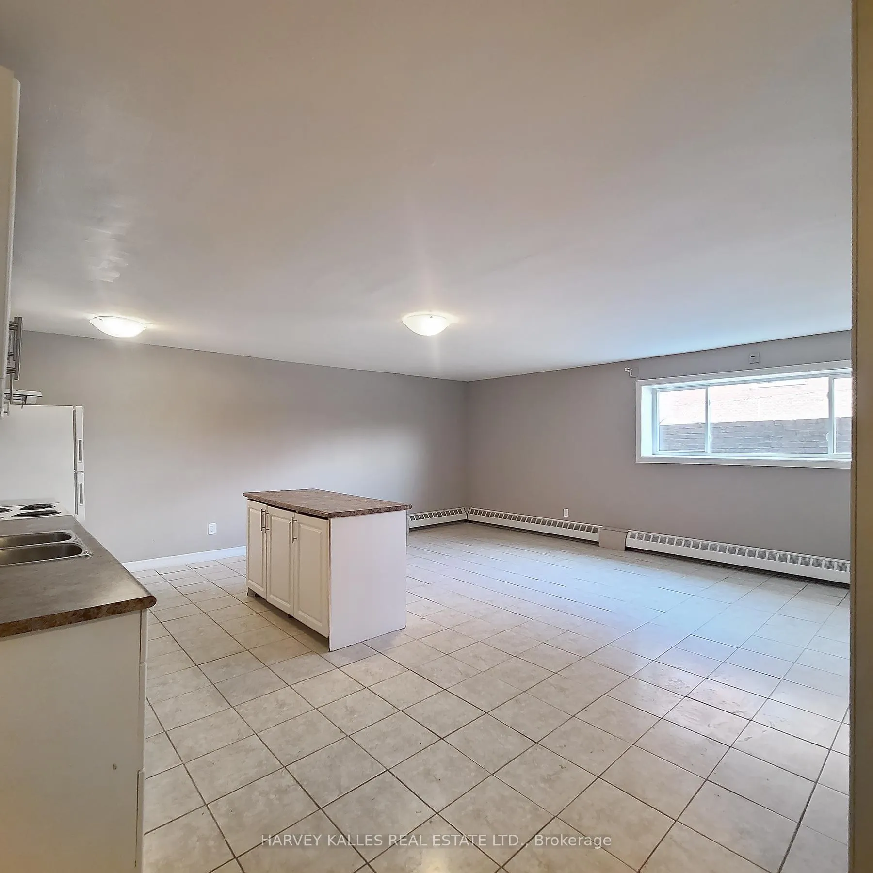 Photo 4 of Unit 109, 80 Blackfriar Avenue, Etobicoke, Kingsview Village-The Westway — HOMEH