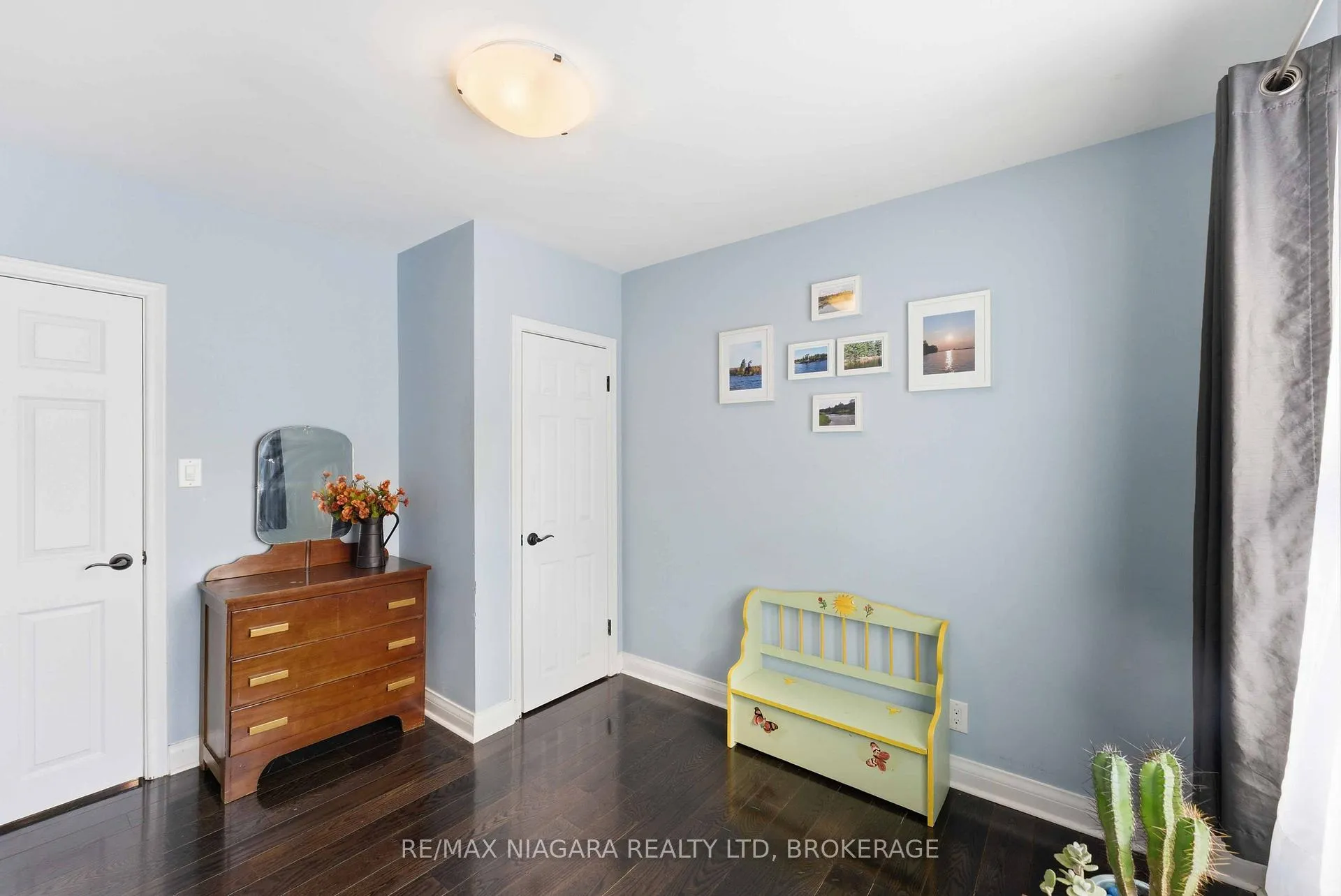 Photo 13 of 6122 Burdette Drive E, Niagara Falls, Cherrywood — HOMEH
