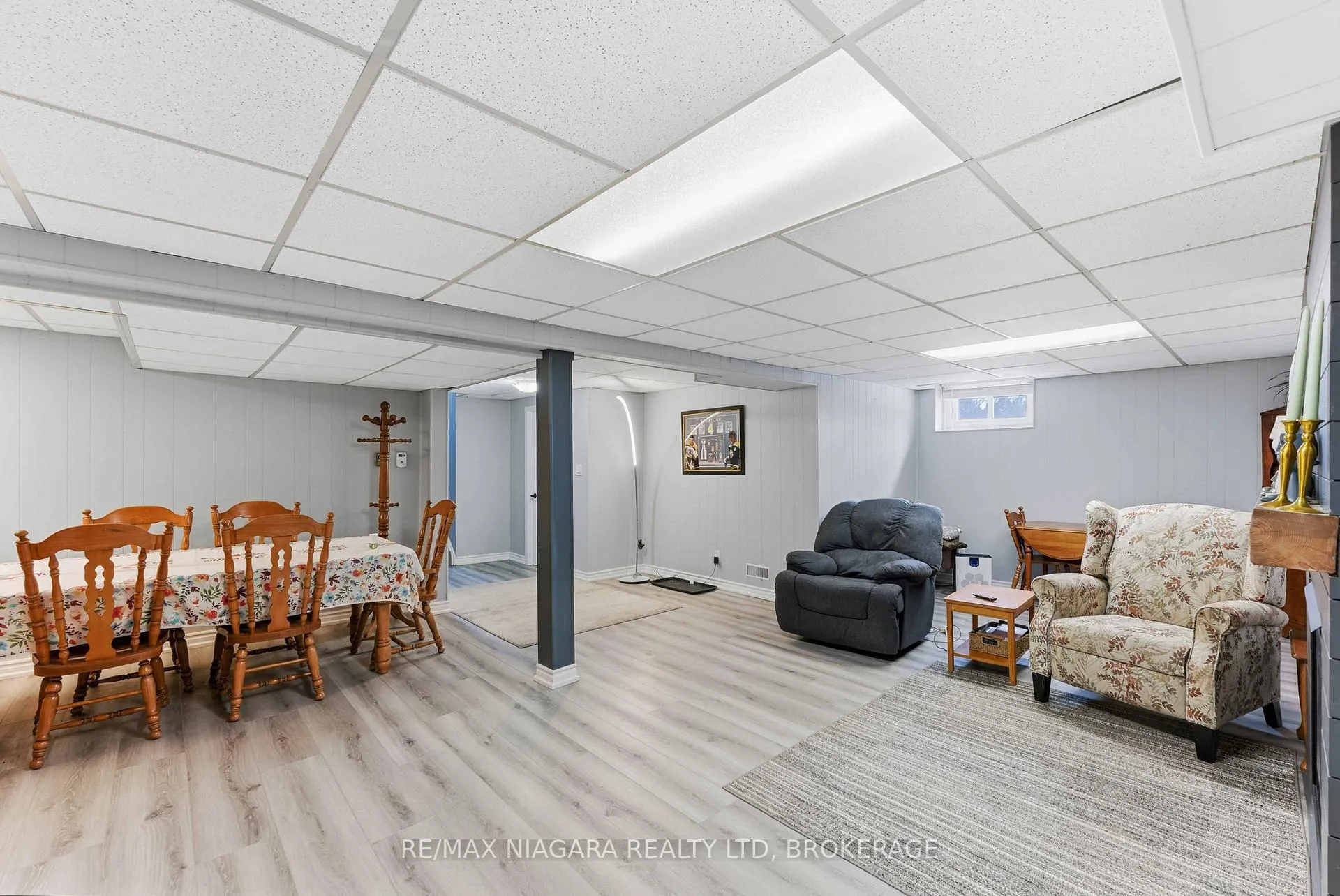 Photo 21 of 6122 Burdette Drive E, Niagara Falls, Cherrywood — HOMEH