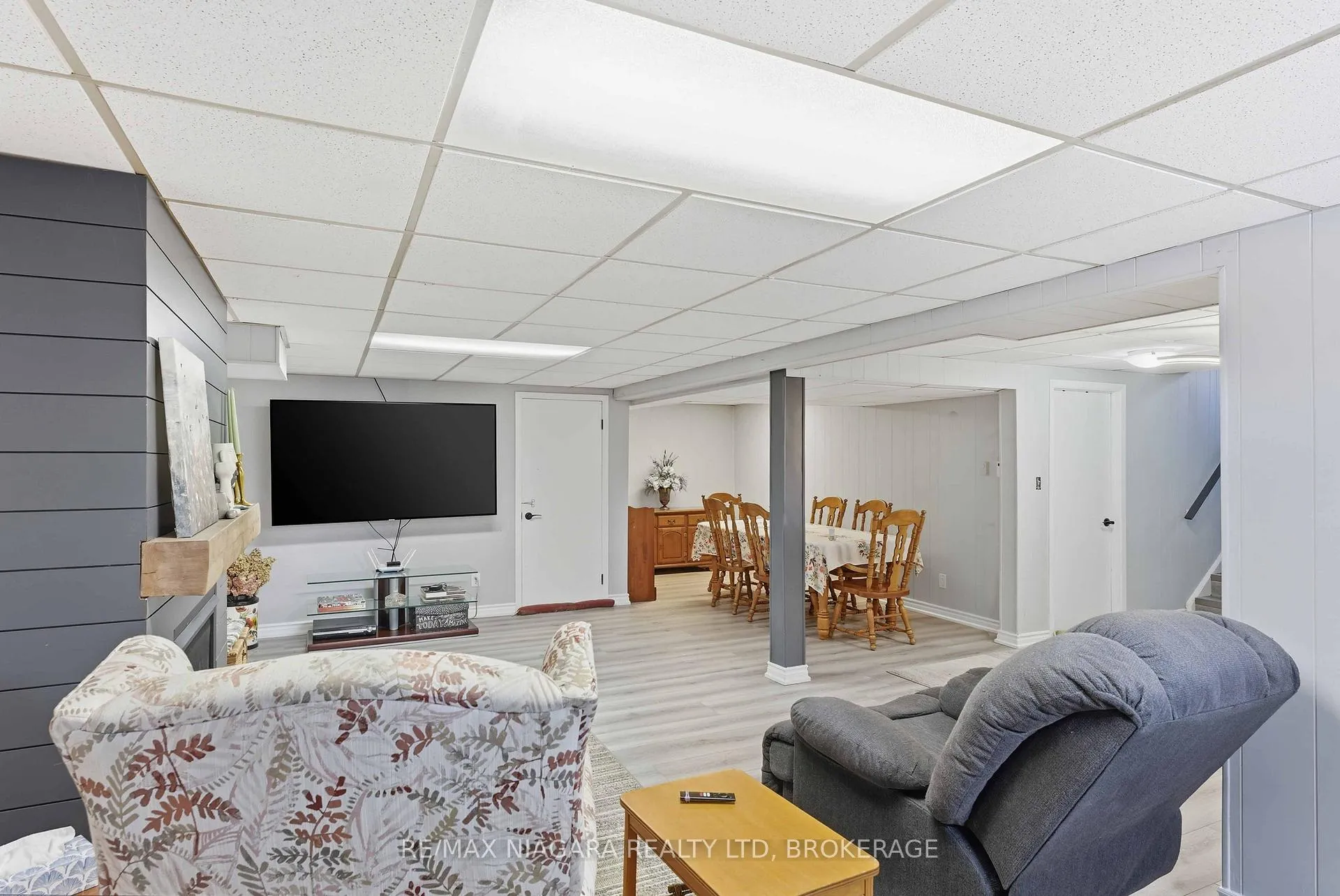 Photo 22 of 6122 Burdette Drive E, Niagara Falls, Cherrywood — HOMEH