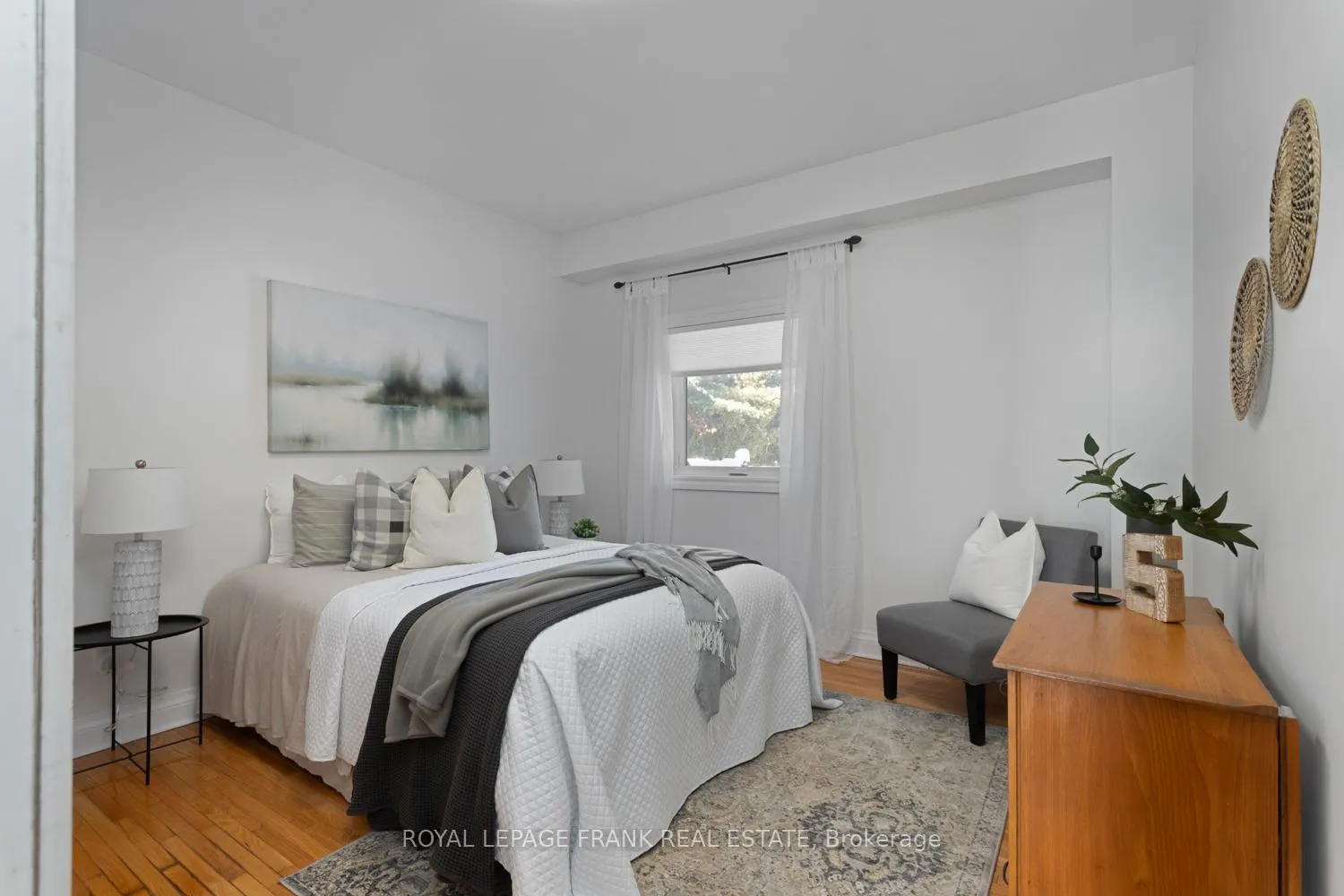 Photo 20 of 5 Regent Street, Georgina, Pefferlaw — HOMEH