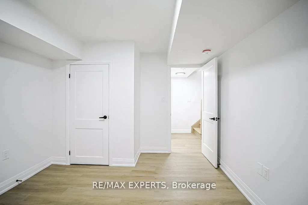 Photo 9 of Unit 2, 426 Veterans Drive, Barrie, Holly — HOMEH
