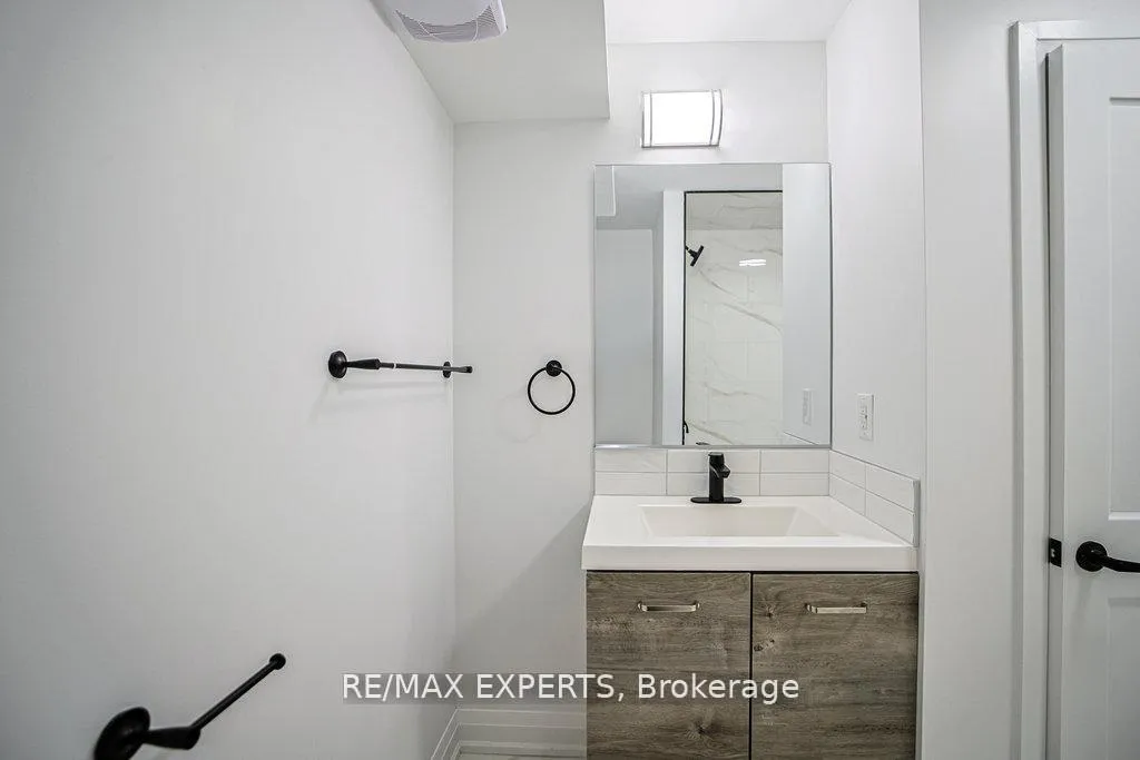 Photo 12 of Unit 2, 426 Veterans Drive, Barrie, Holly — HOMEH